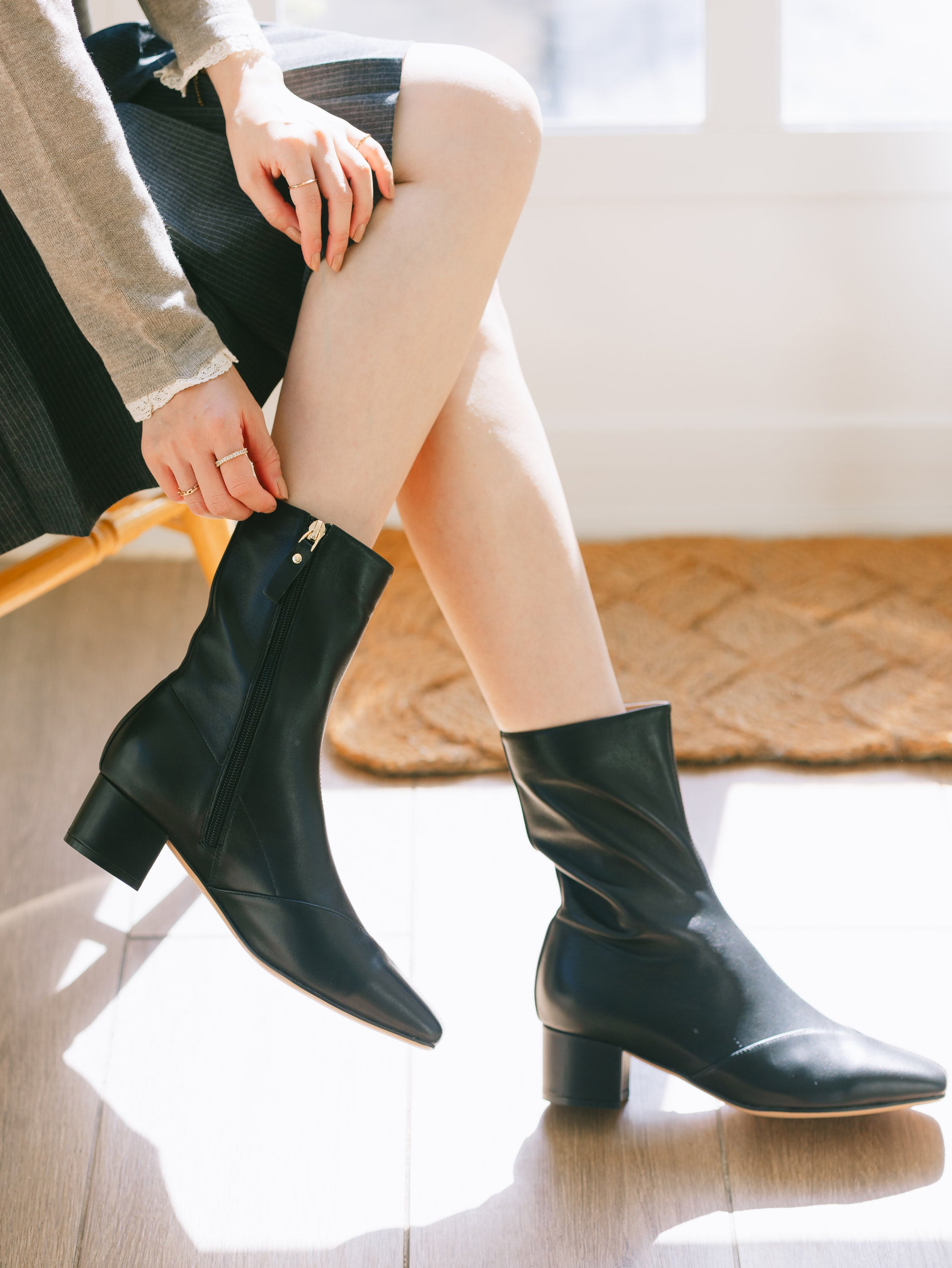 ZOEY BOOTS - BLACK