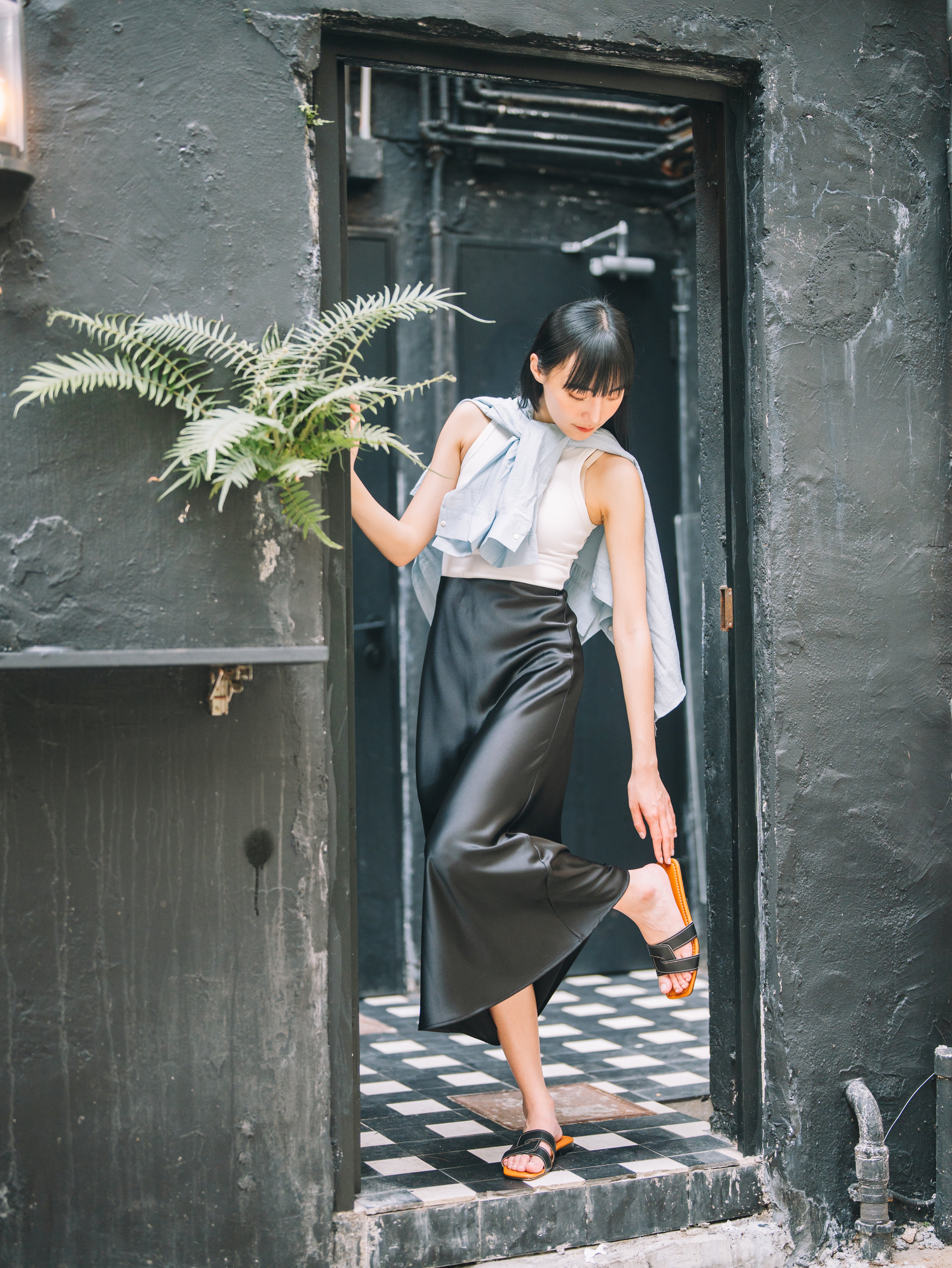 RESERA Sandals - Black