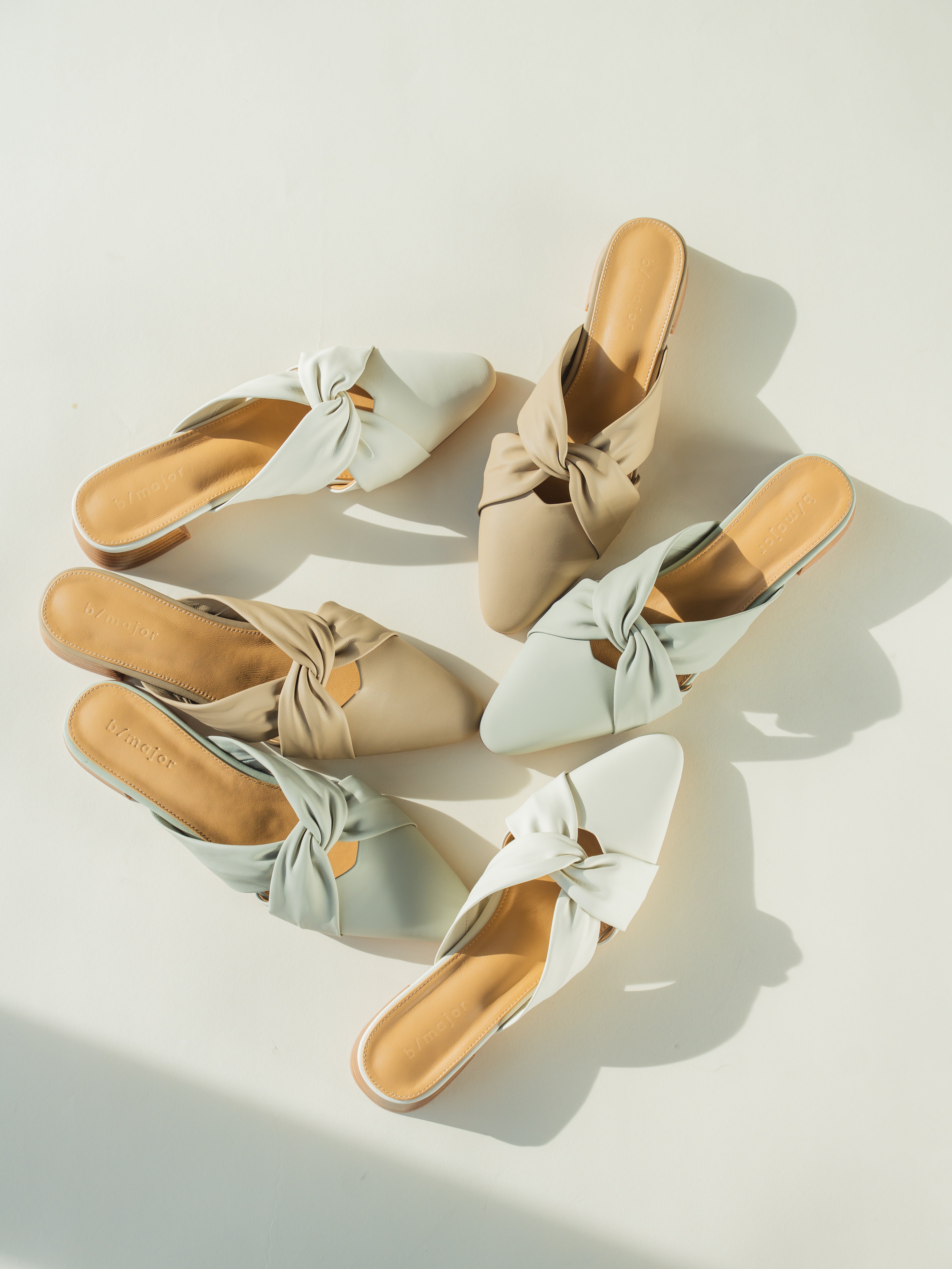 FREYA Mules - Beige
