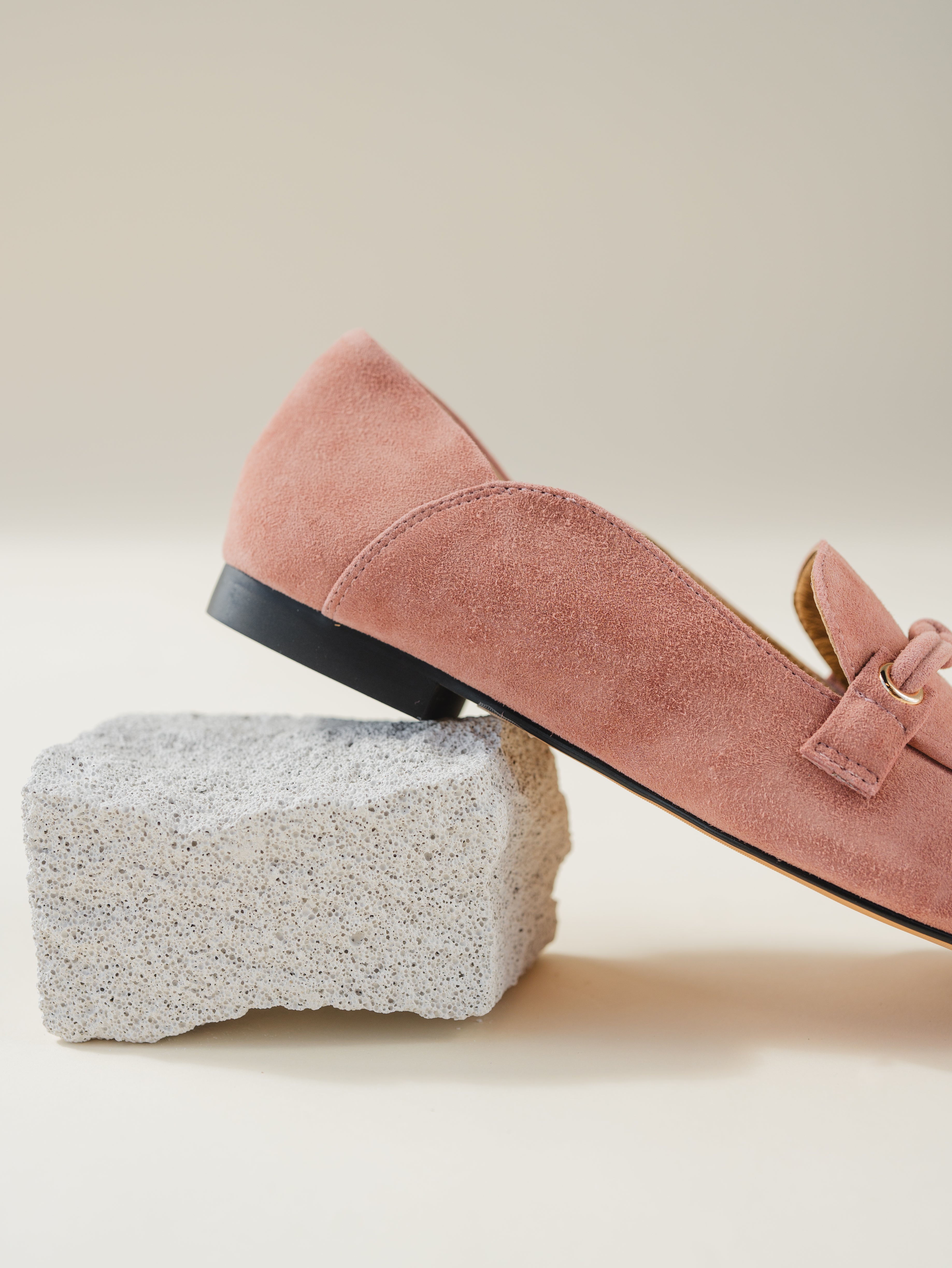 RILA Loafers - Pink Suede