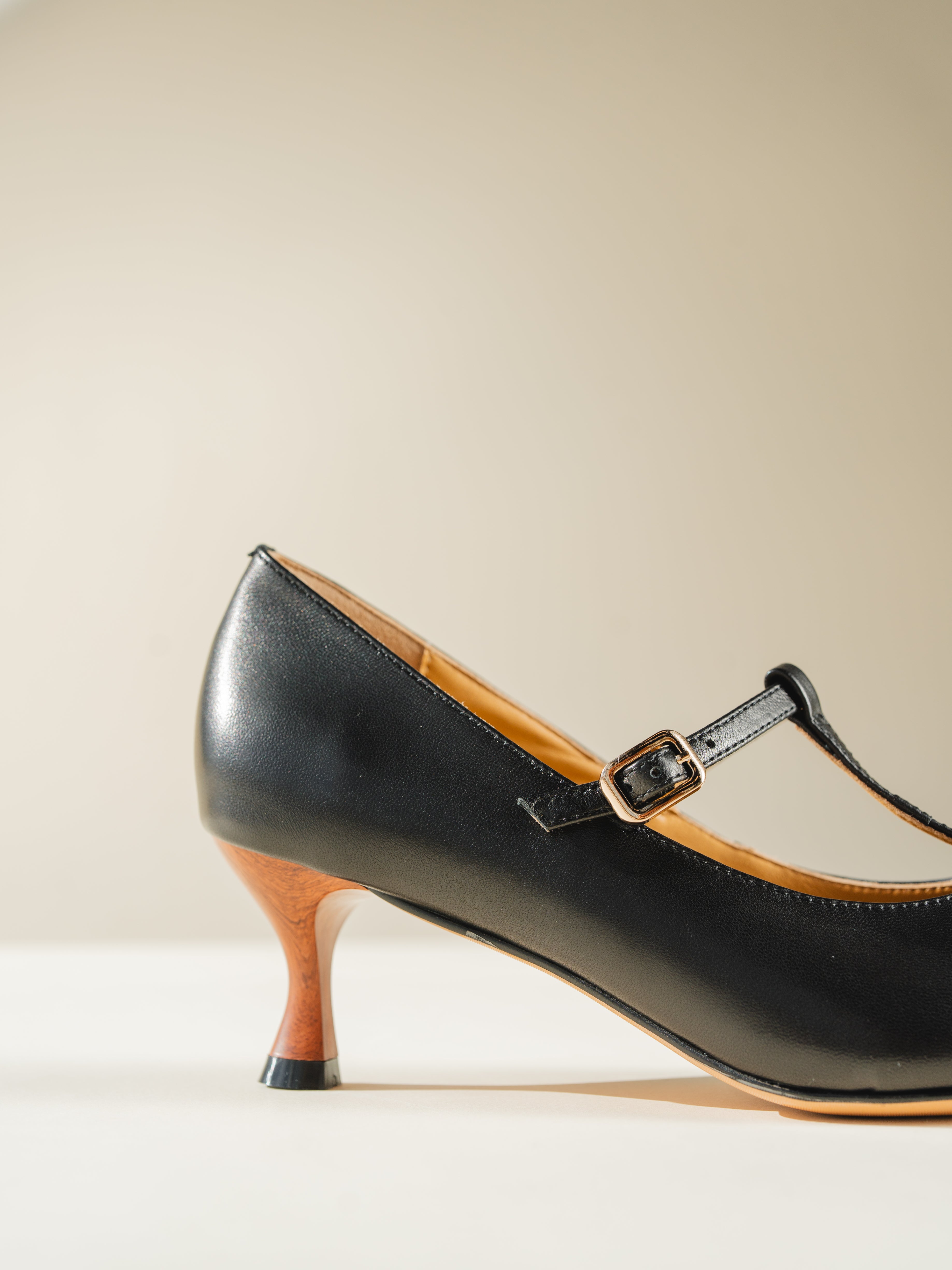 AREN Heels - Black