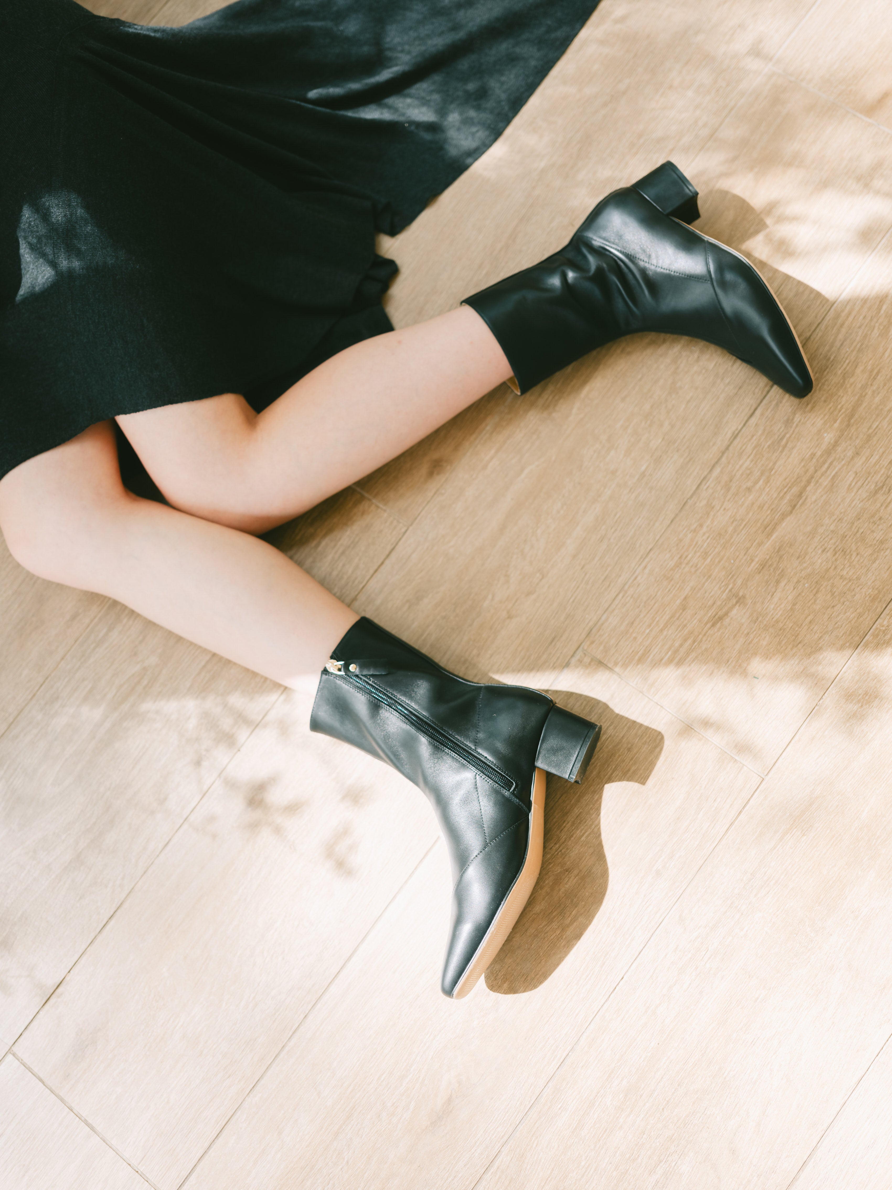 ZOEY BOOTS - BLACK