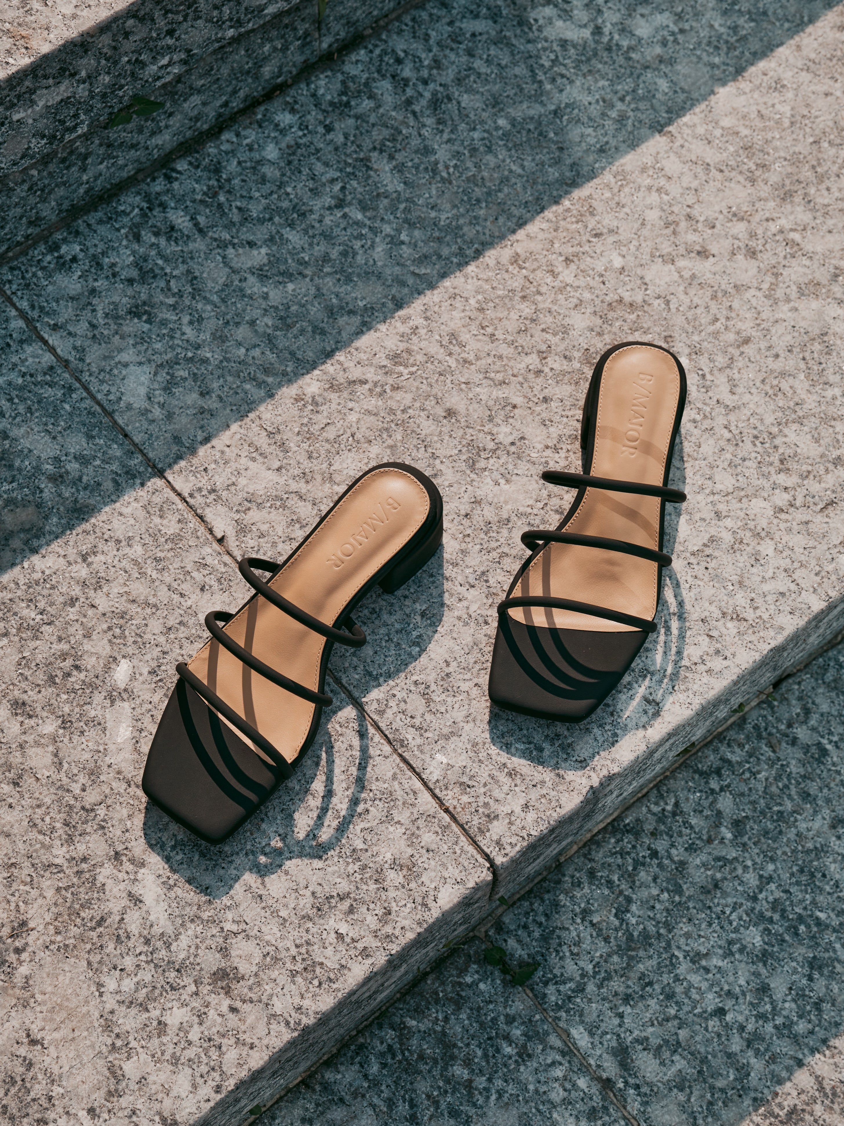 TAYLOR Sandals - Black