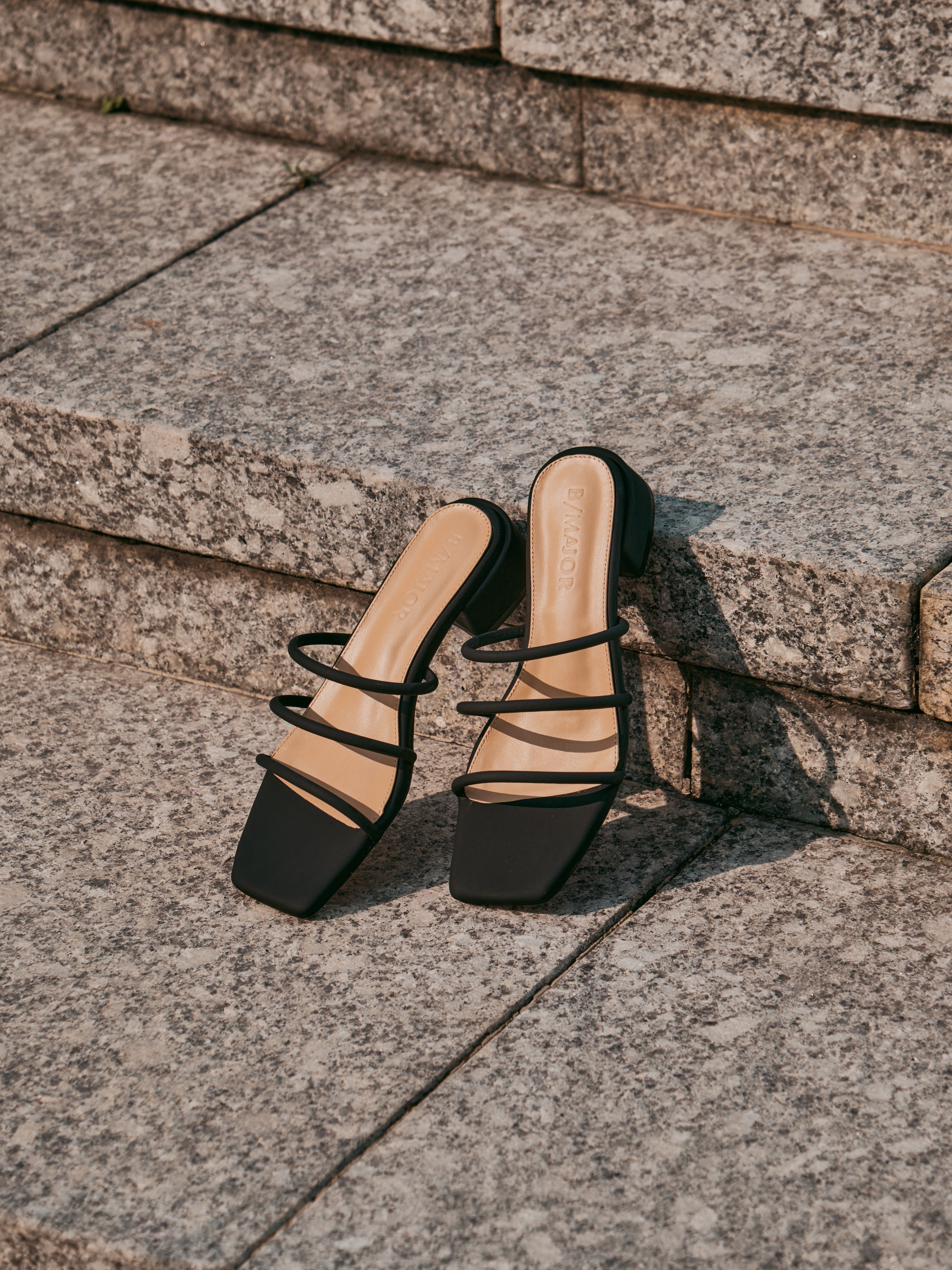 TAYLOR Sandals - Black