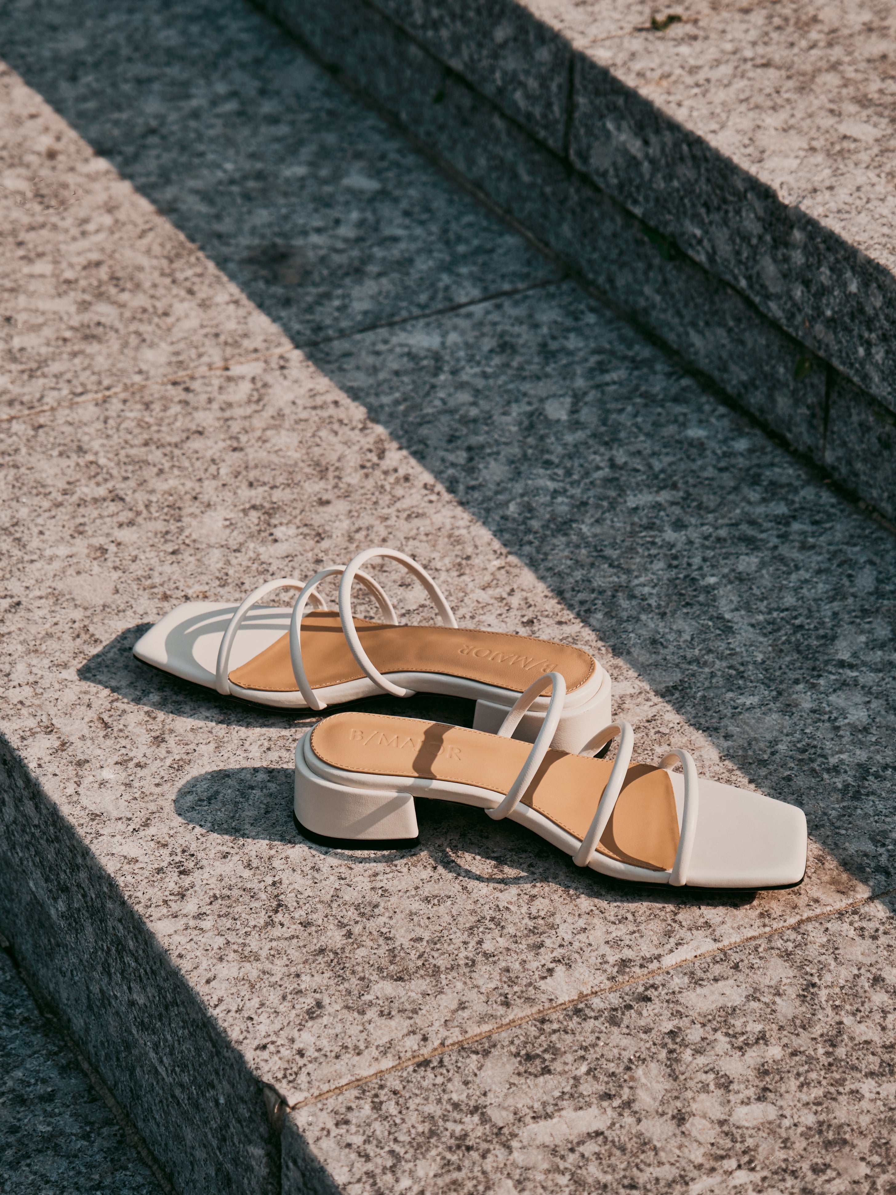TAYLOR Sandals - White