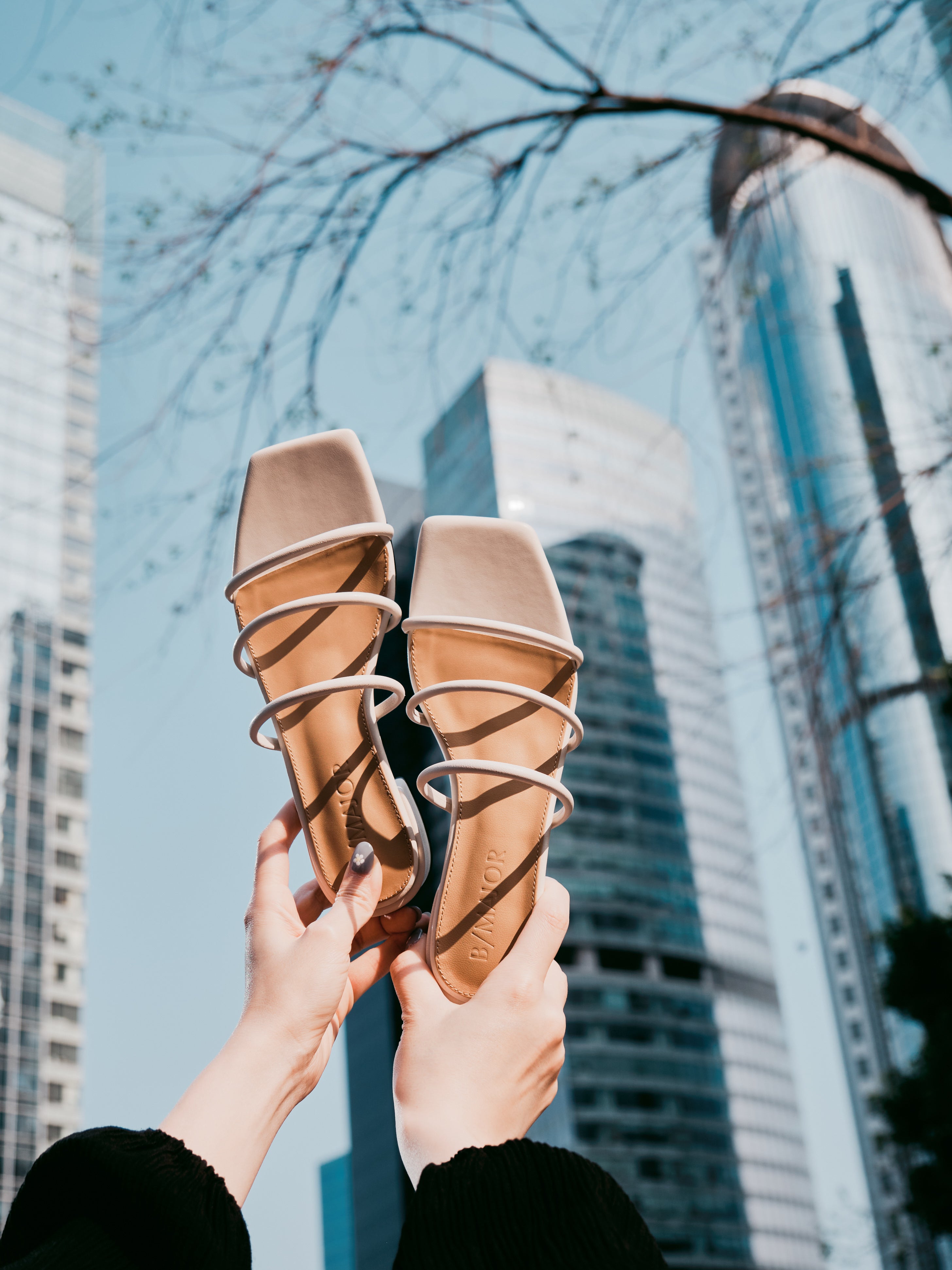 TAYLOR Sandals - White