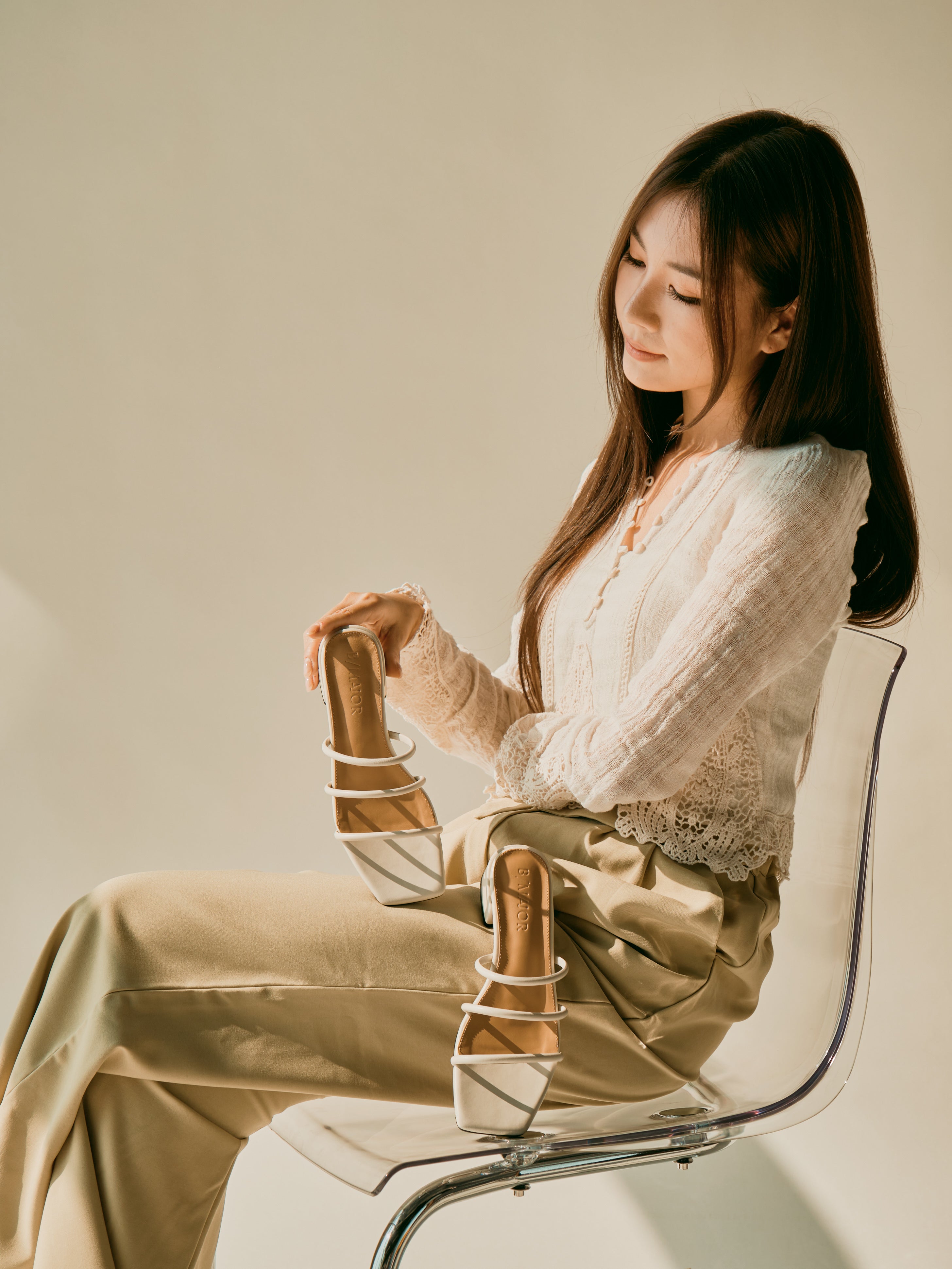 TAYLOR Sandals - White