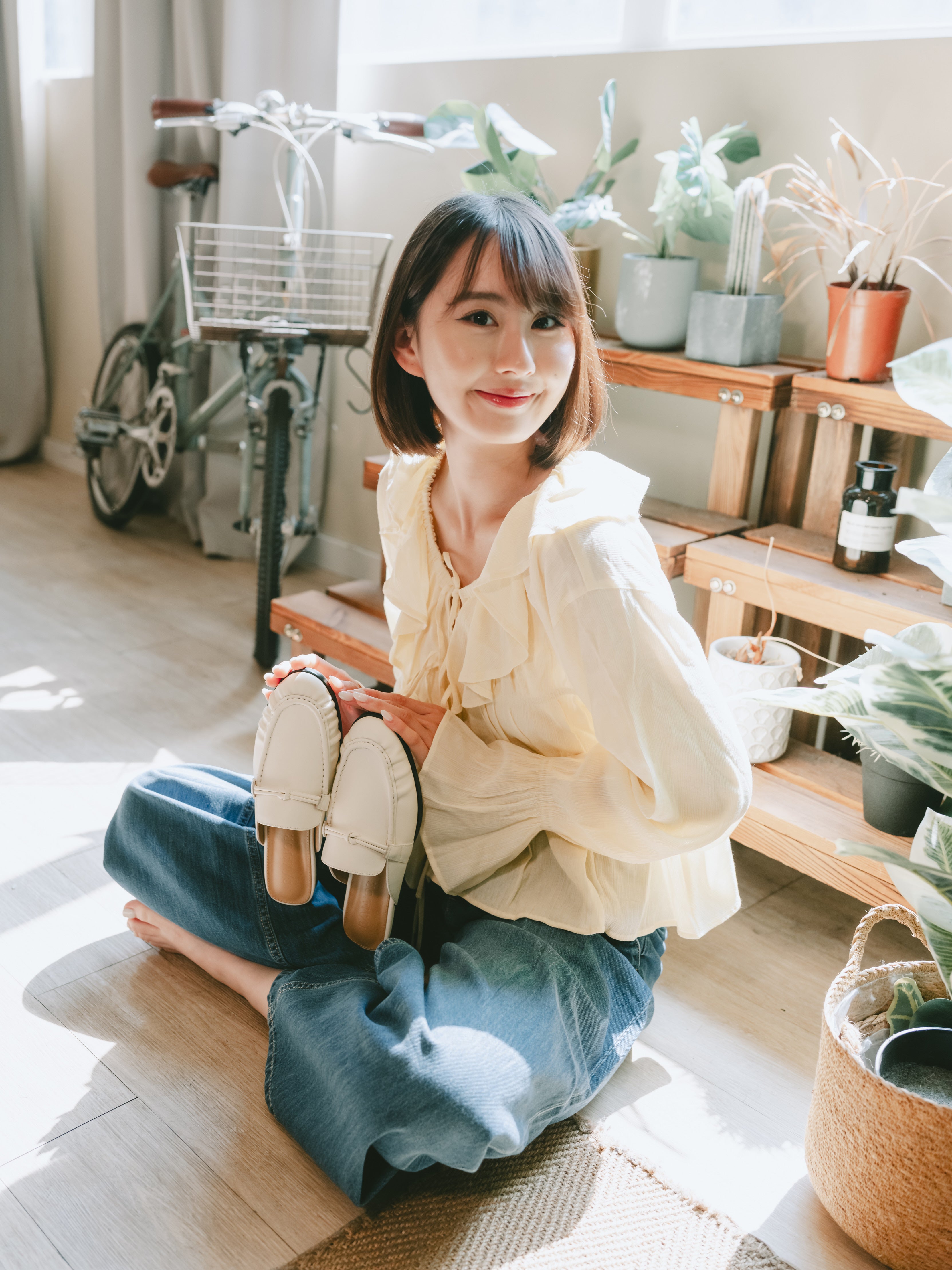JADE Mules - White