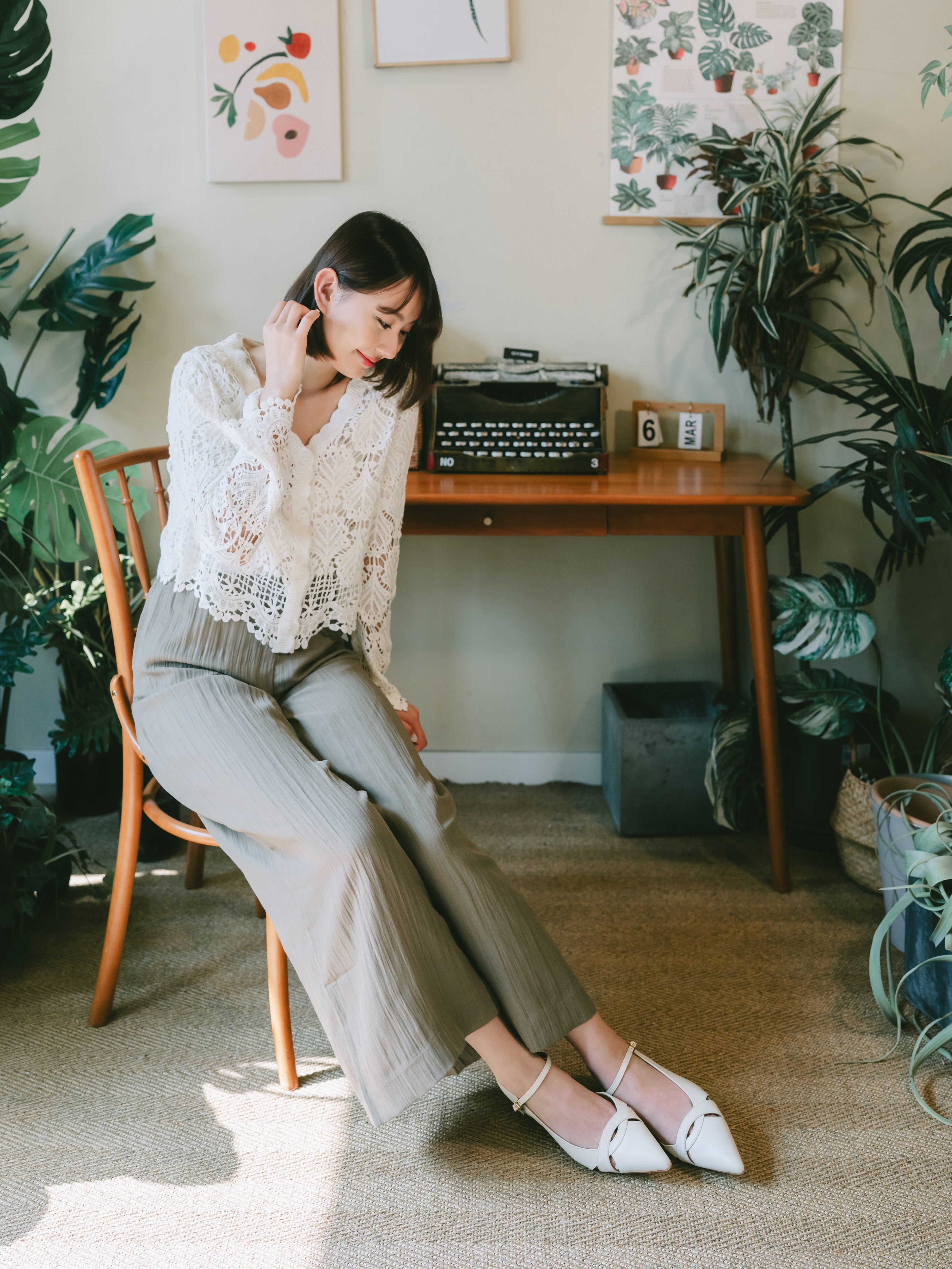 SERENA Flats - White