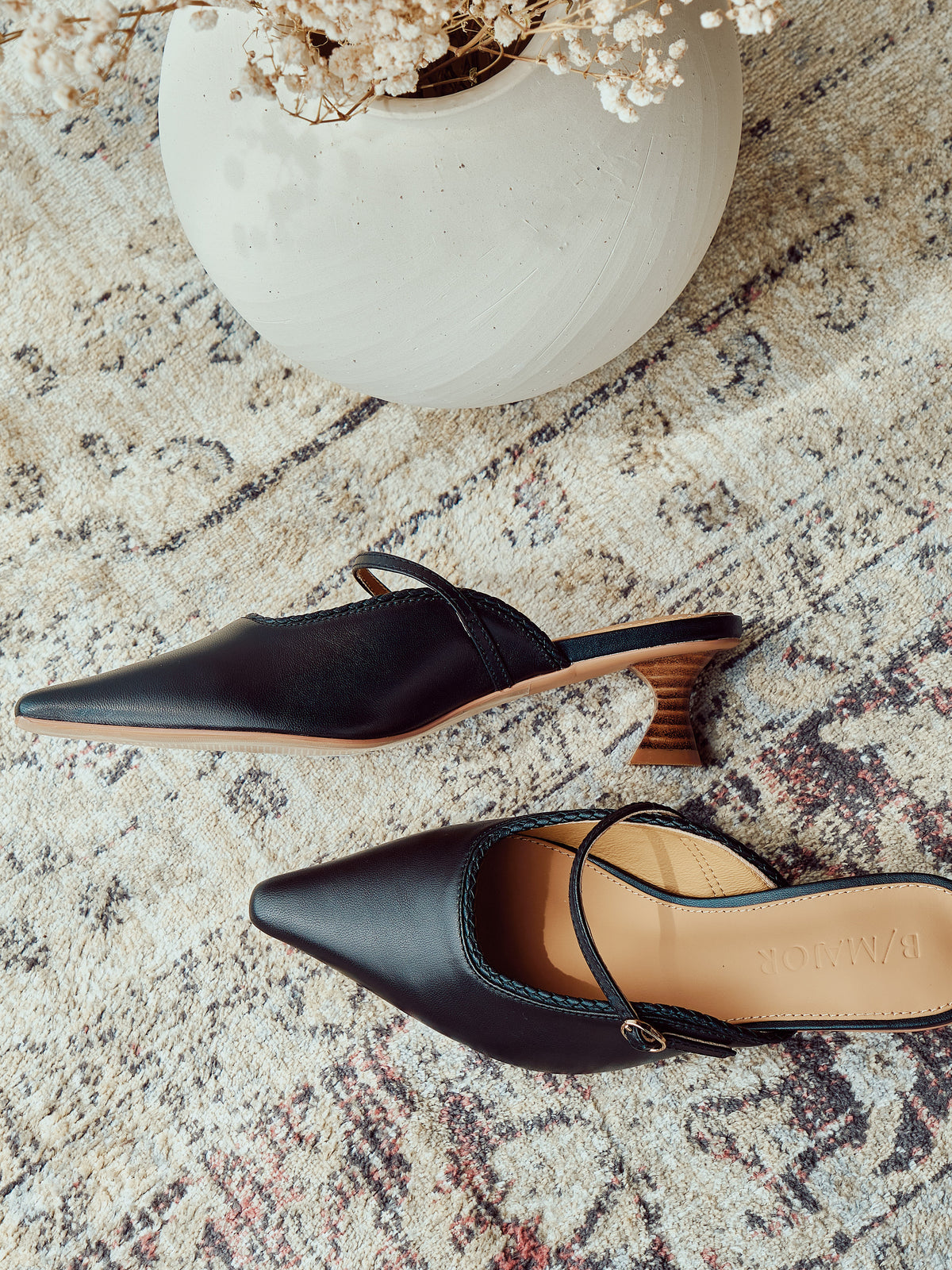 VANNA Mules - Black