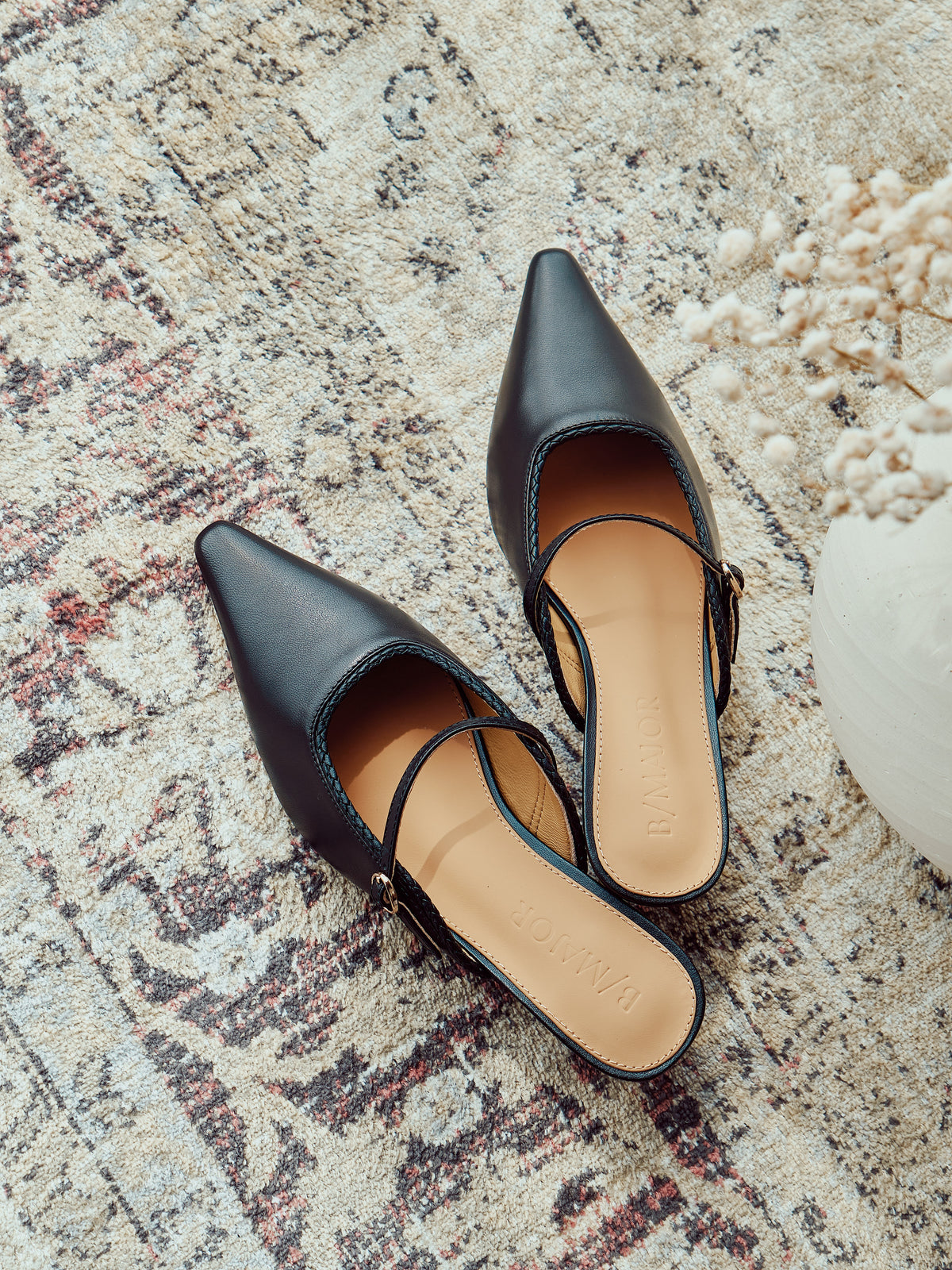 VANNA Mules - Black