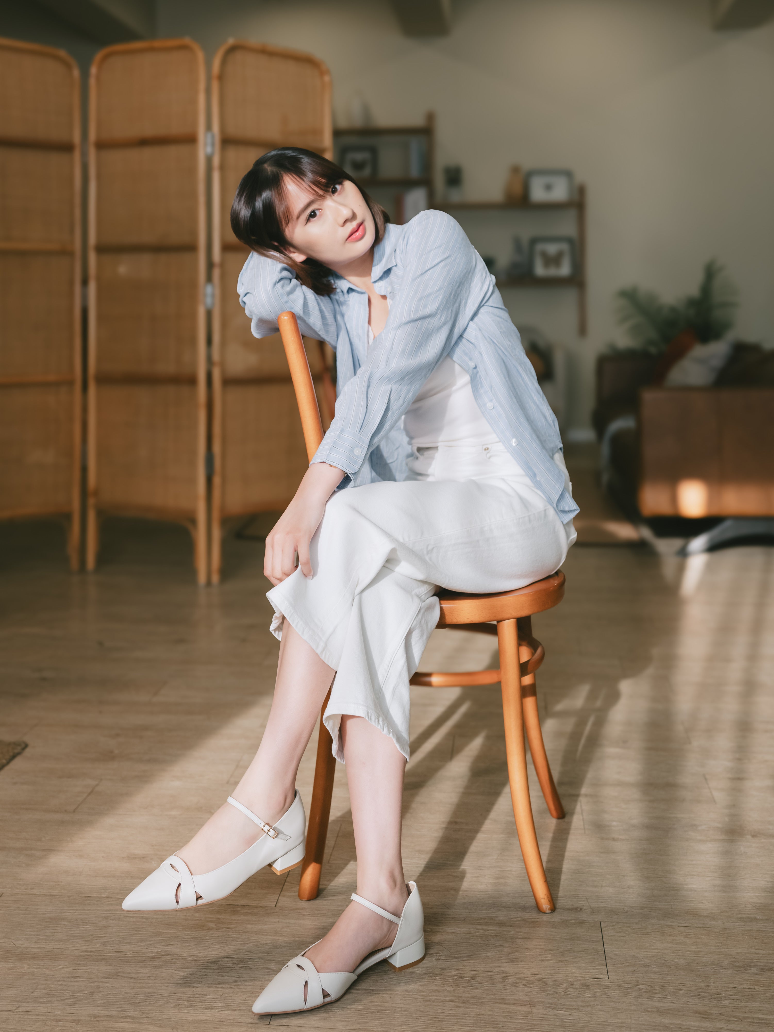SERENA Flats - White
