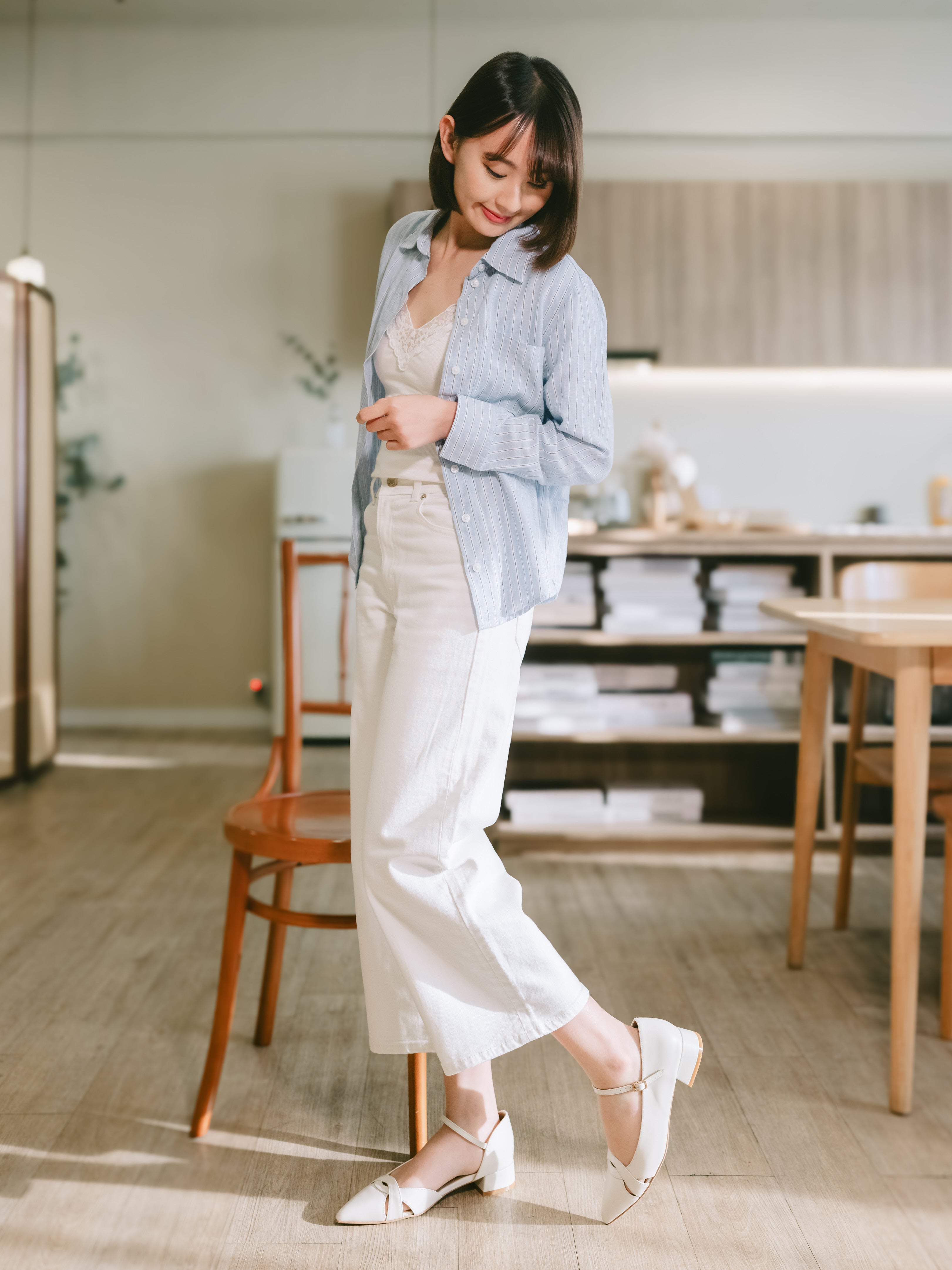 SERENA Flats - White
