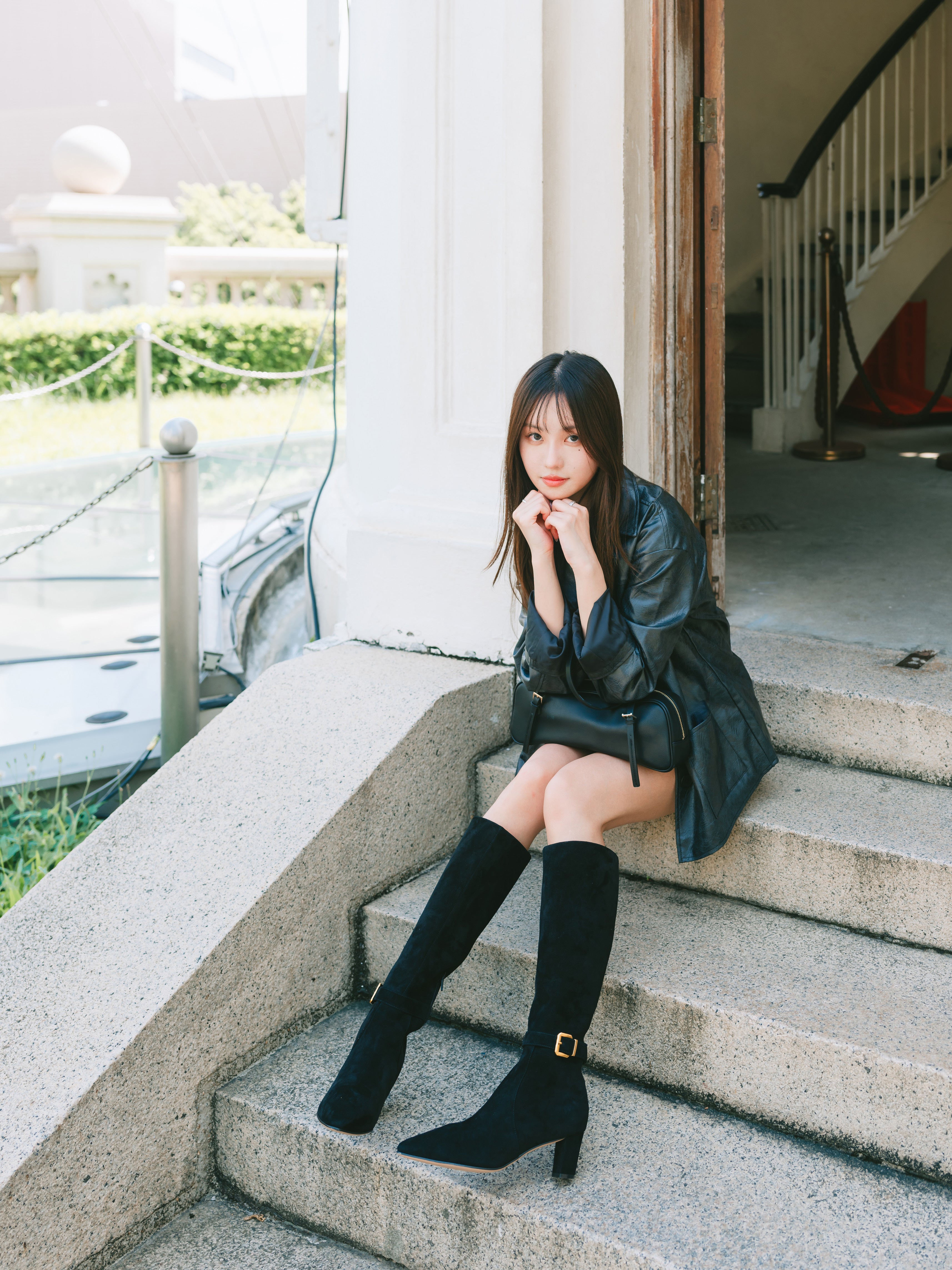 SYLVIA BOOTS - BLACK