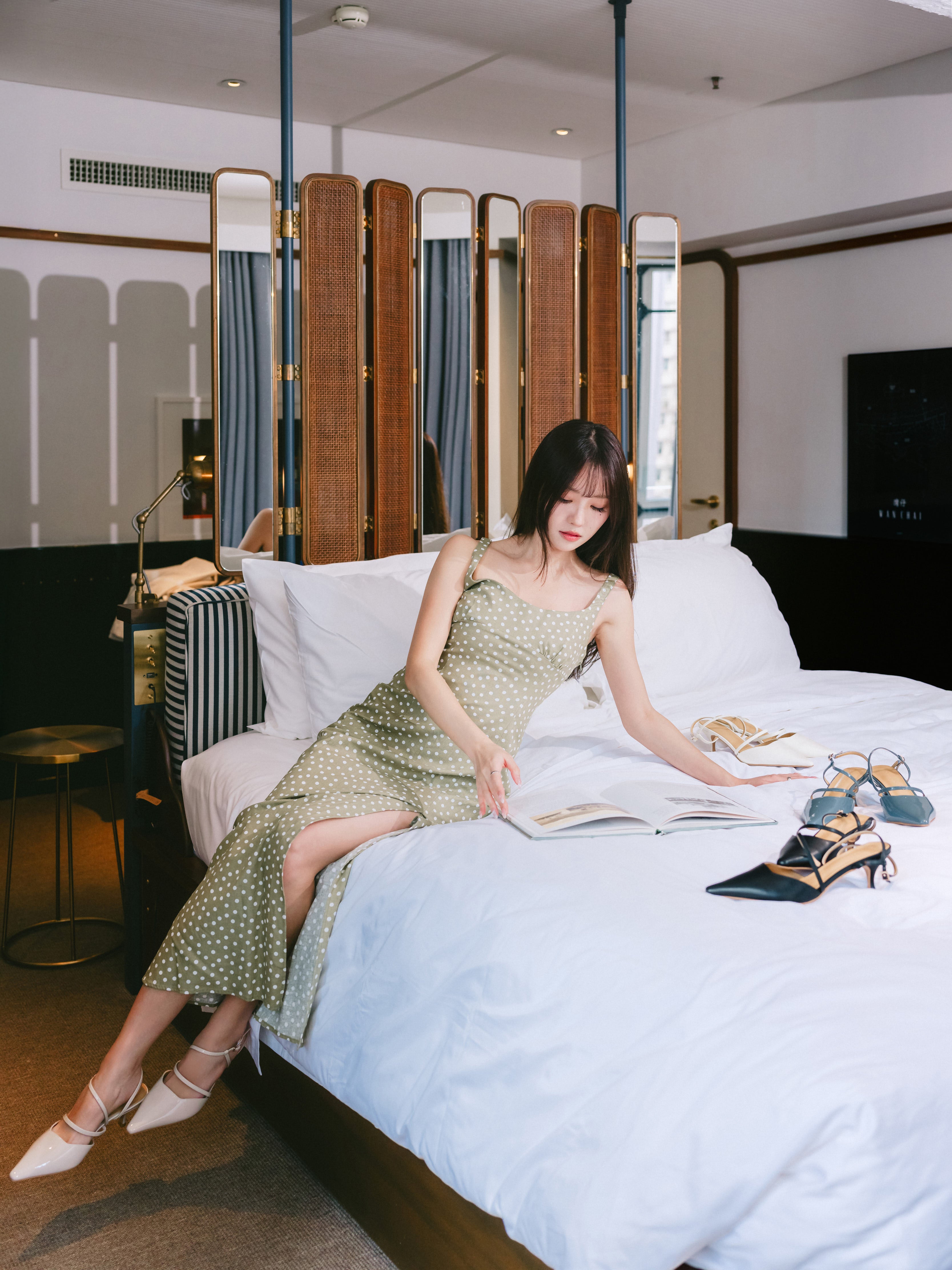 Vionne Heels - Beige