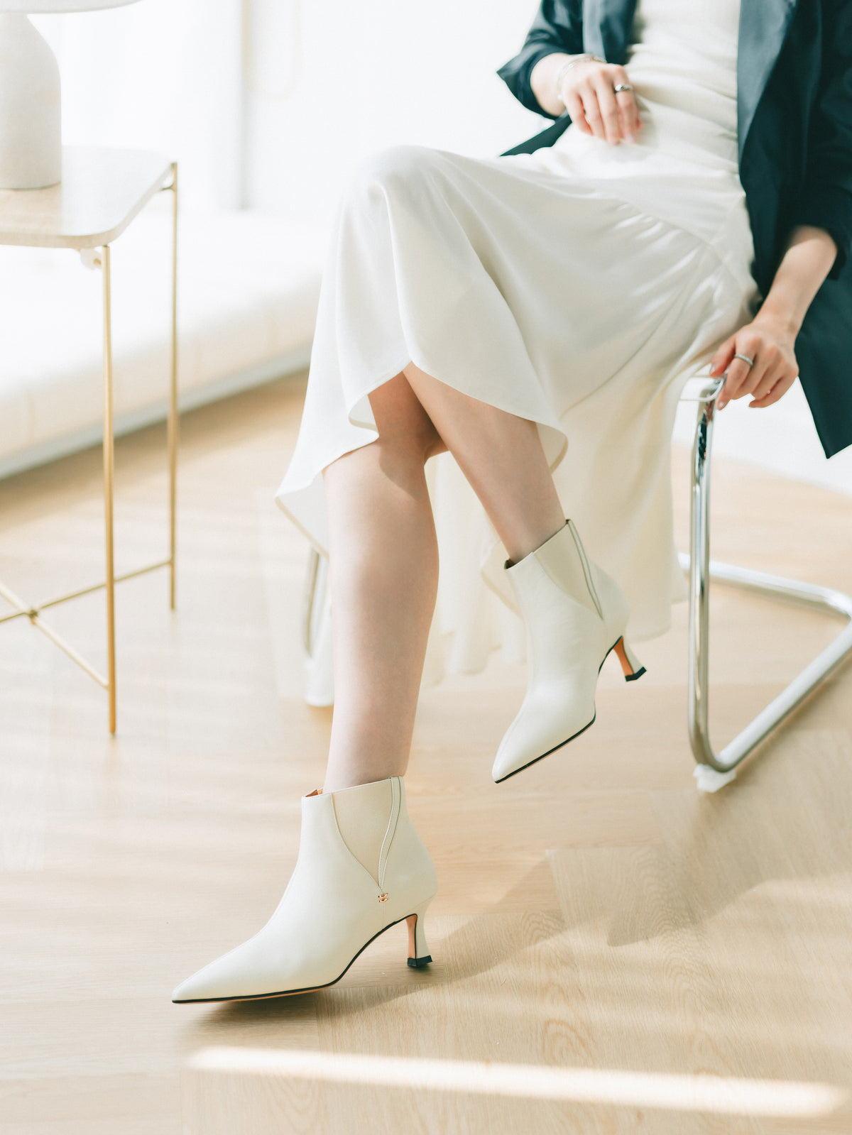 FEANNA BOOTS - WHITE (pre-order 2 weeks)