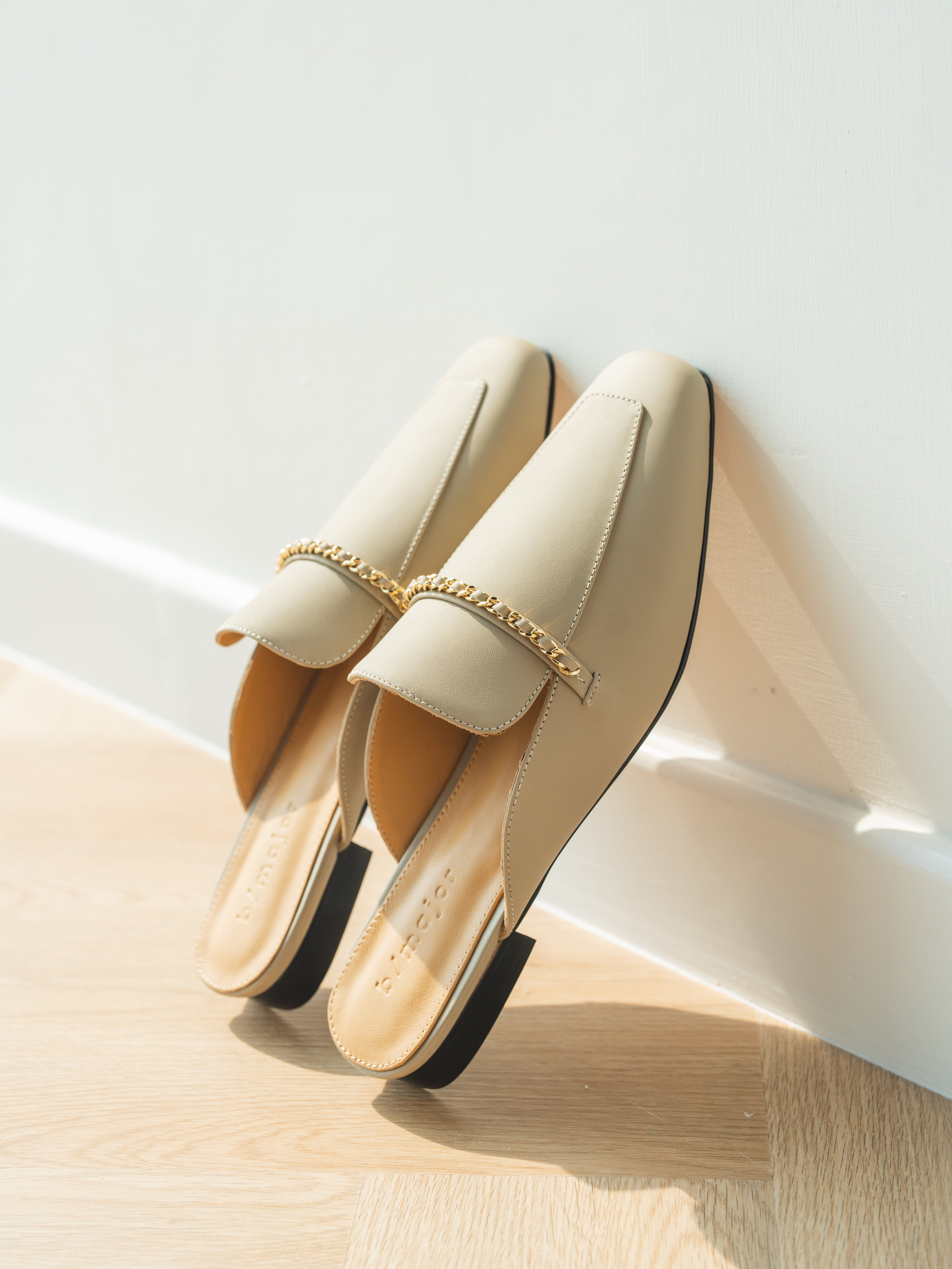 HANA Mules - Beige
