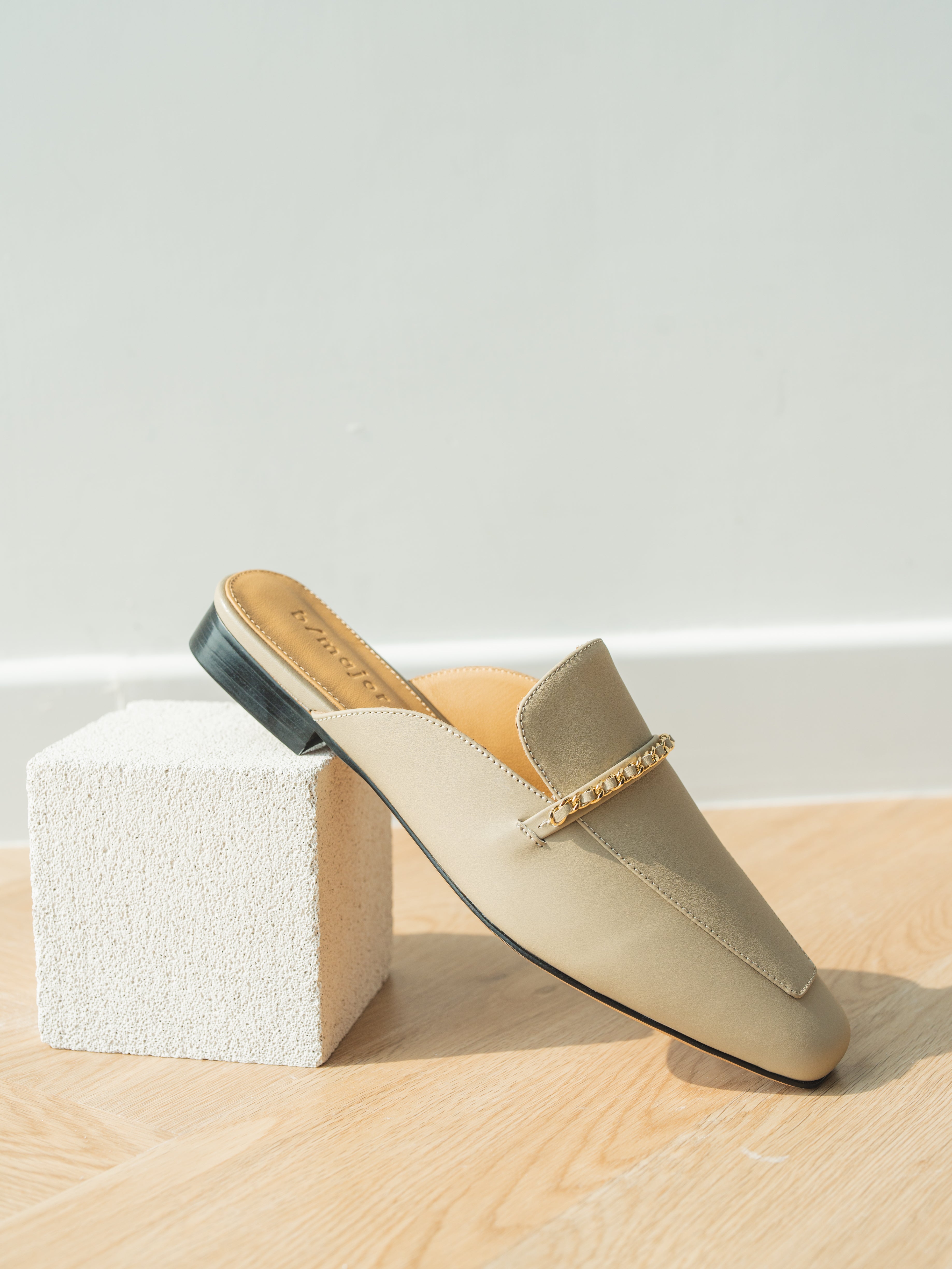 HANA Mules - Beige