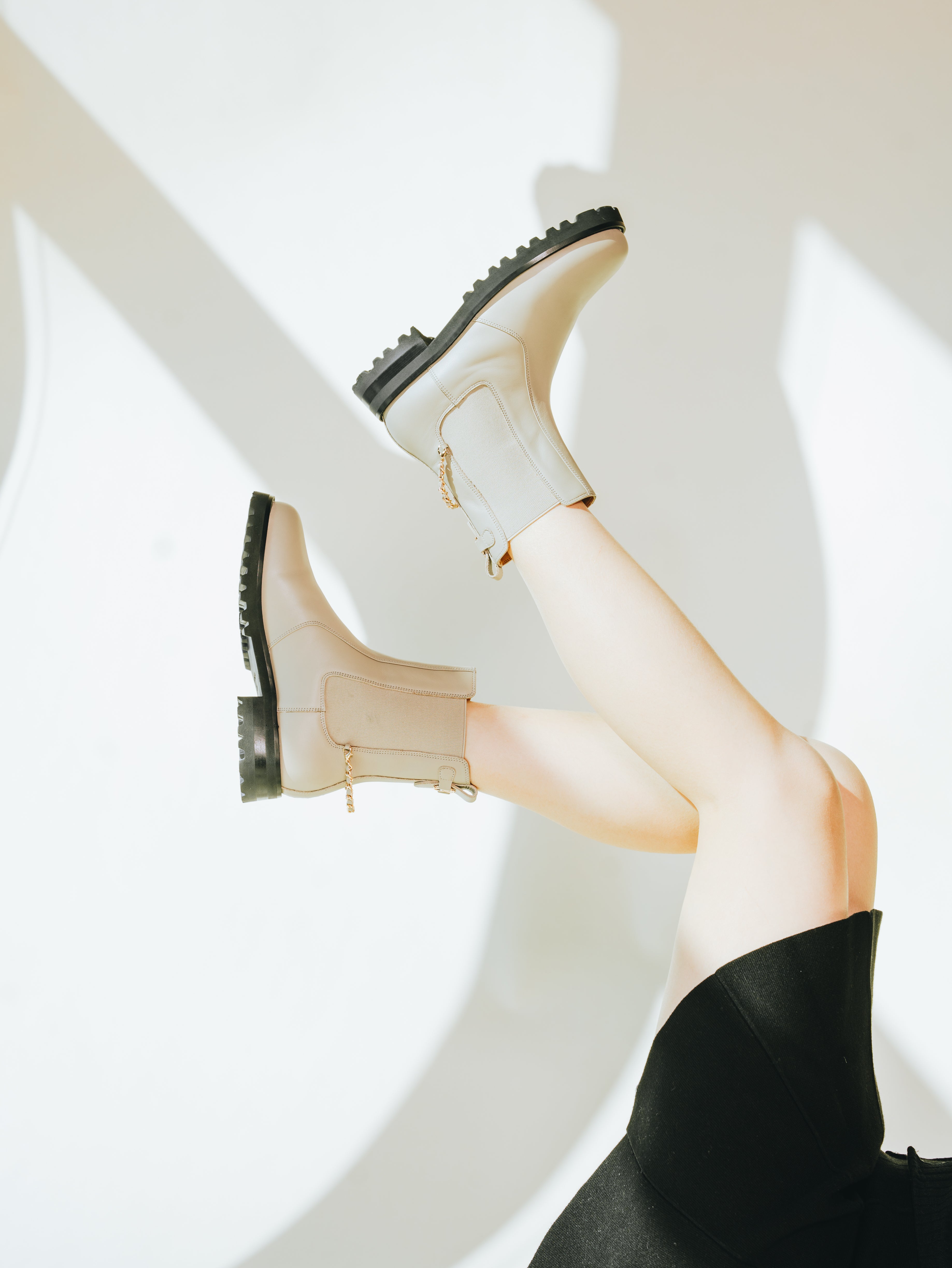 BRIANNA BOOTS - GREY