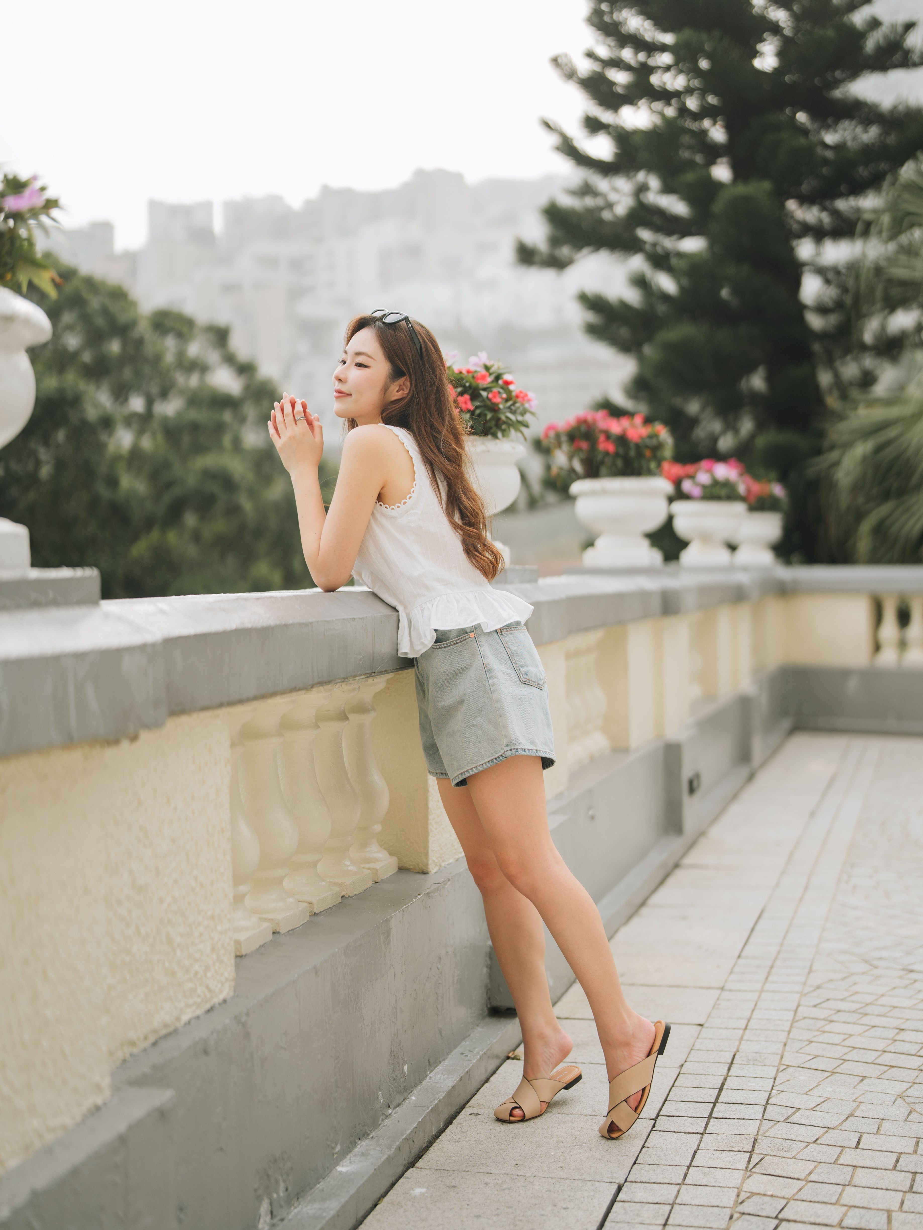 EVIA Sandals - Beige