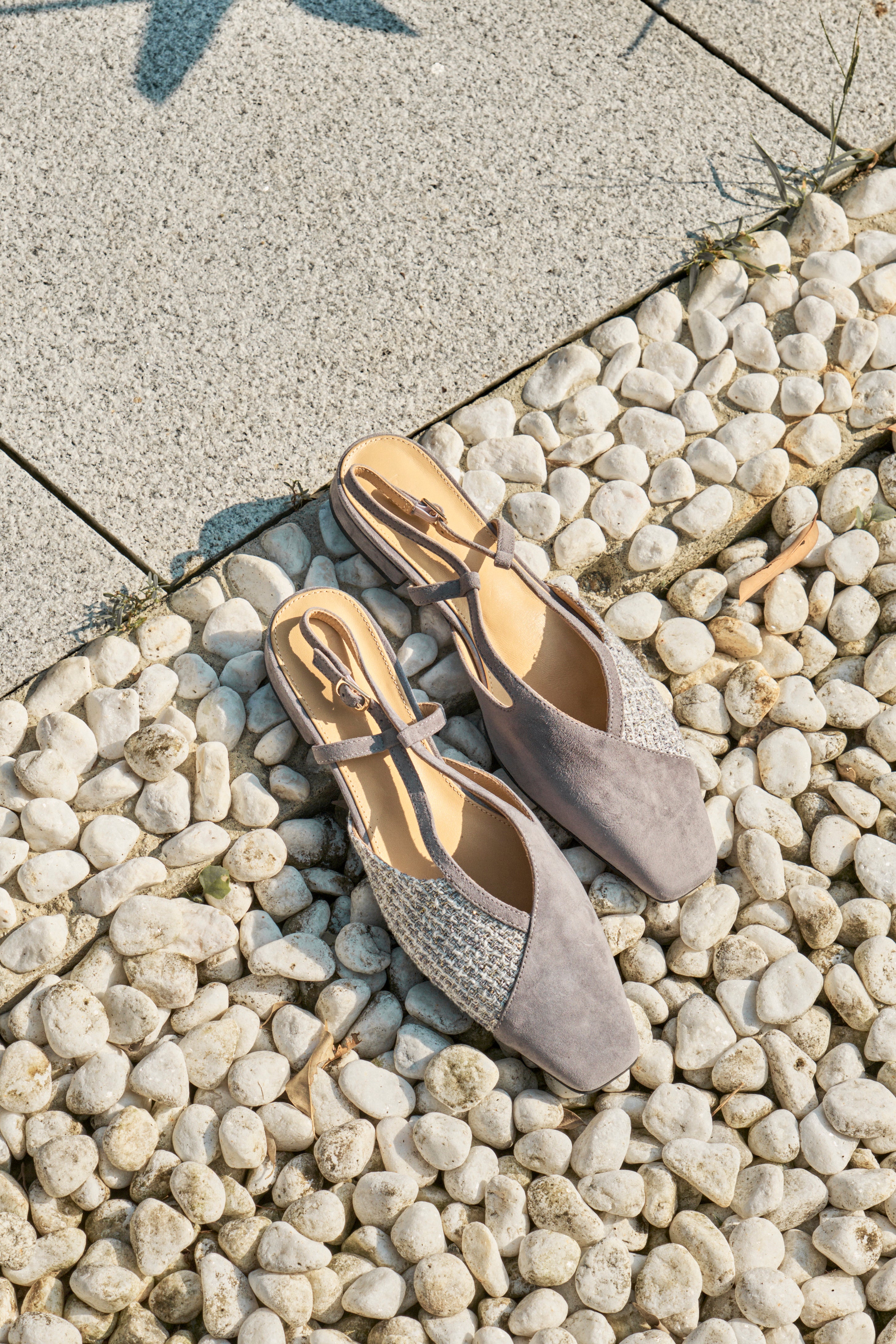 KENTI Slingback Flats - Grey Suede