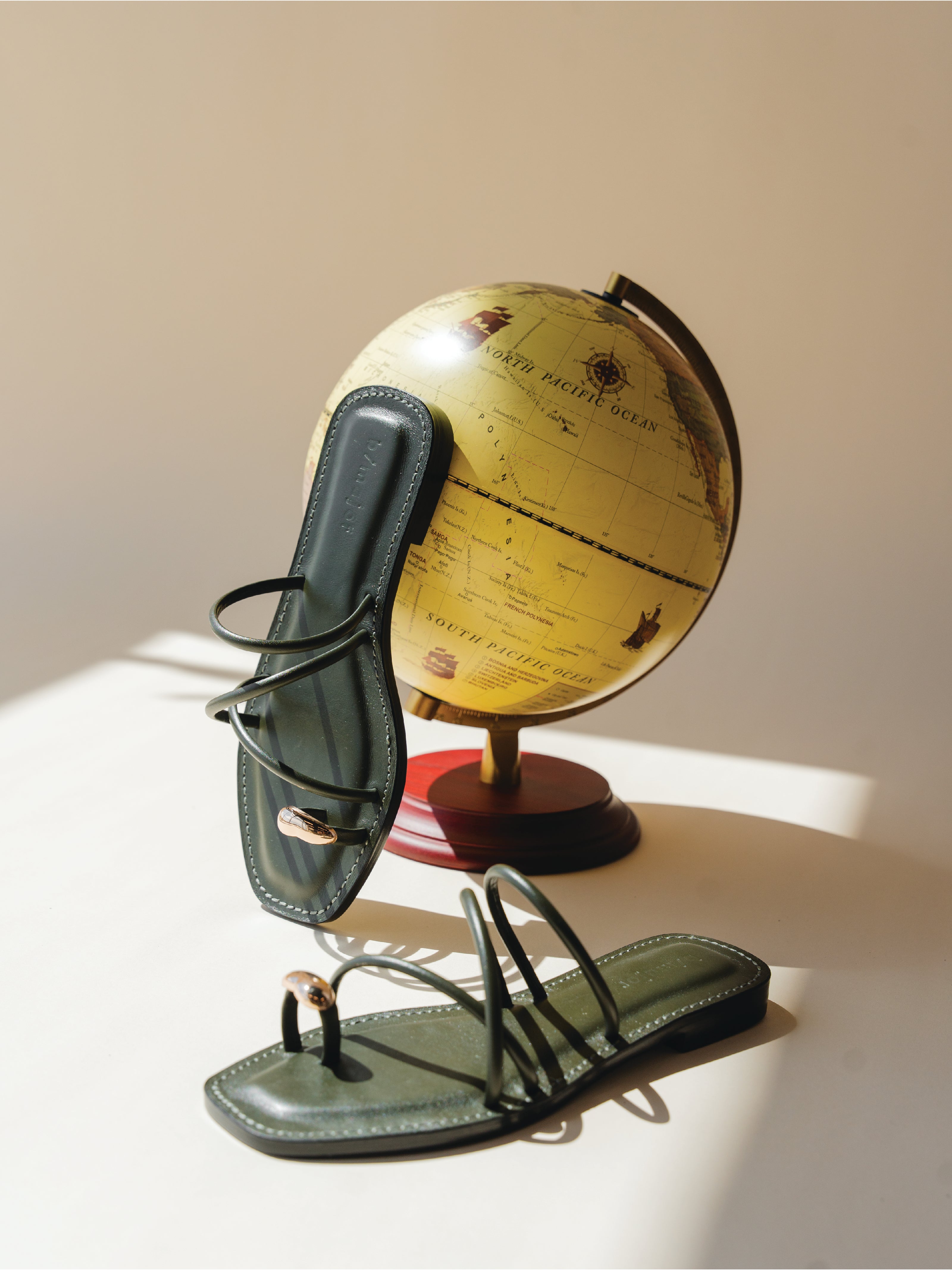 VALENCIA Sandals - Olive