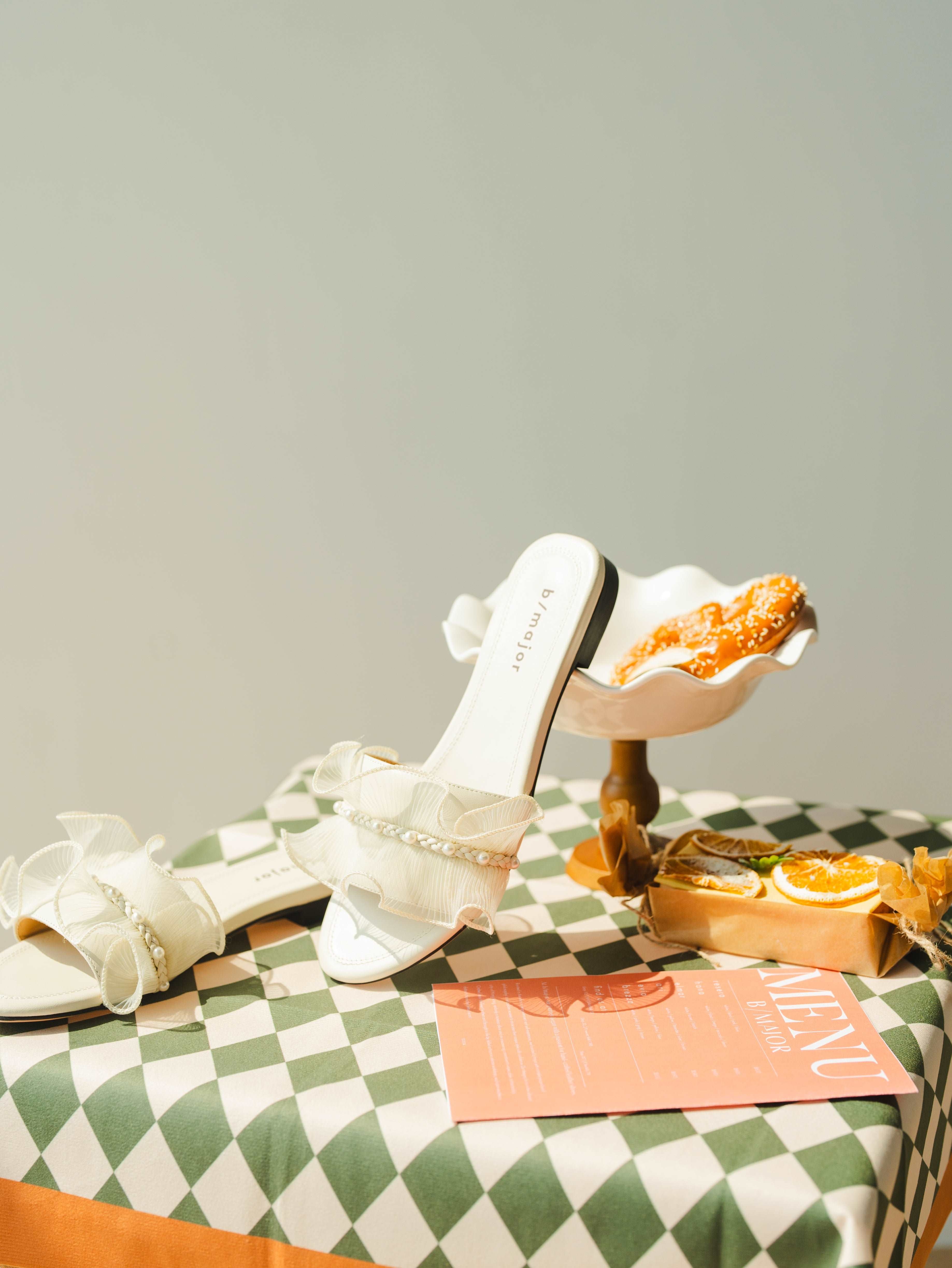 BREZZA Sandals - White