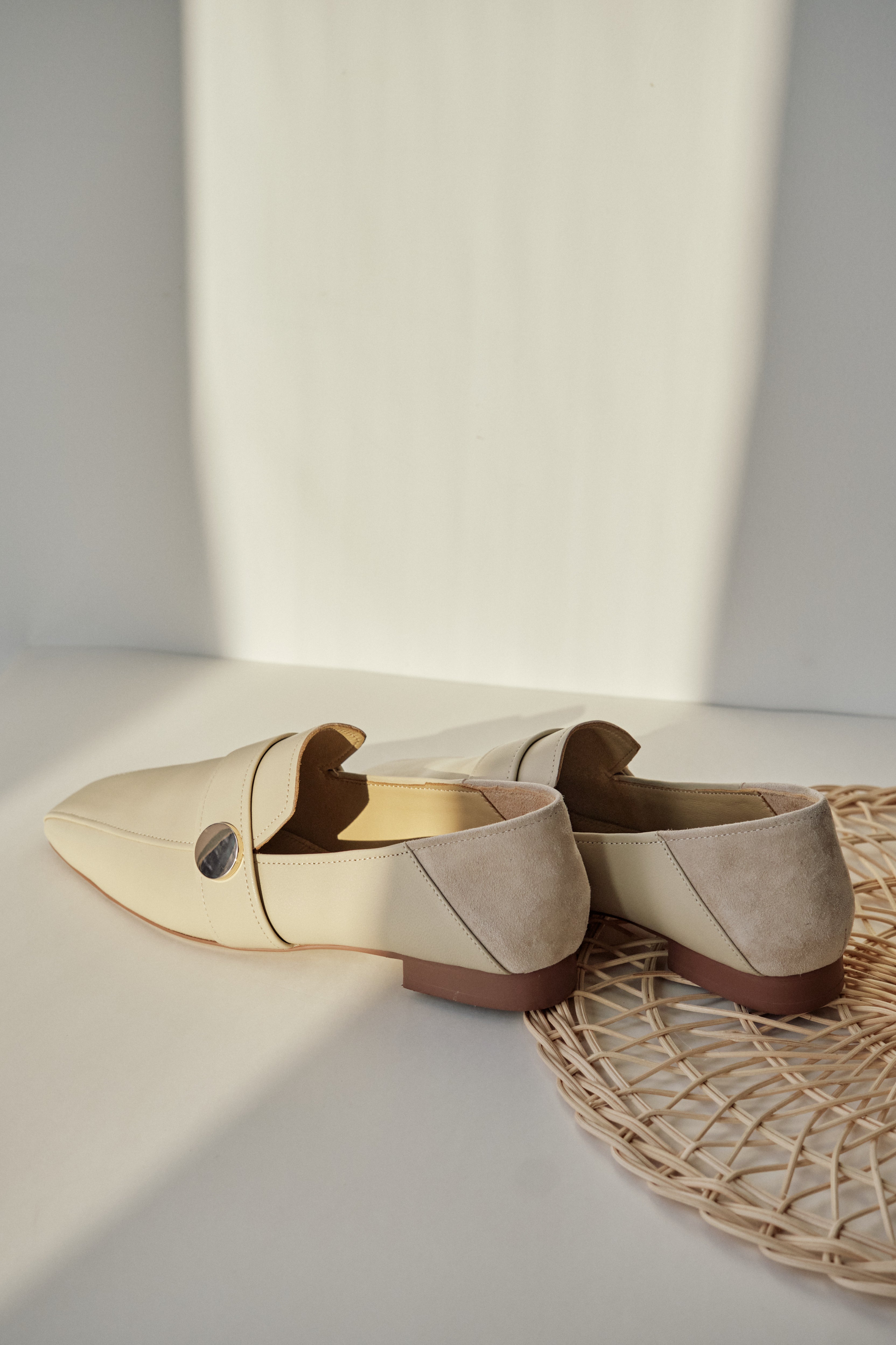 TABY Loafers - Beige