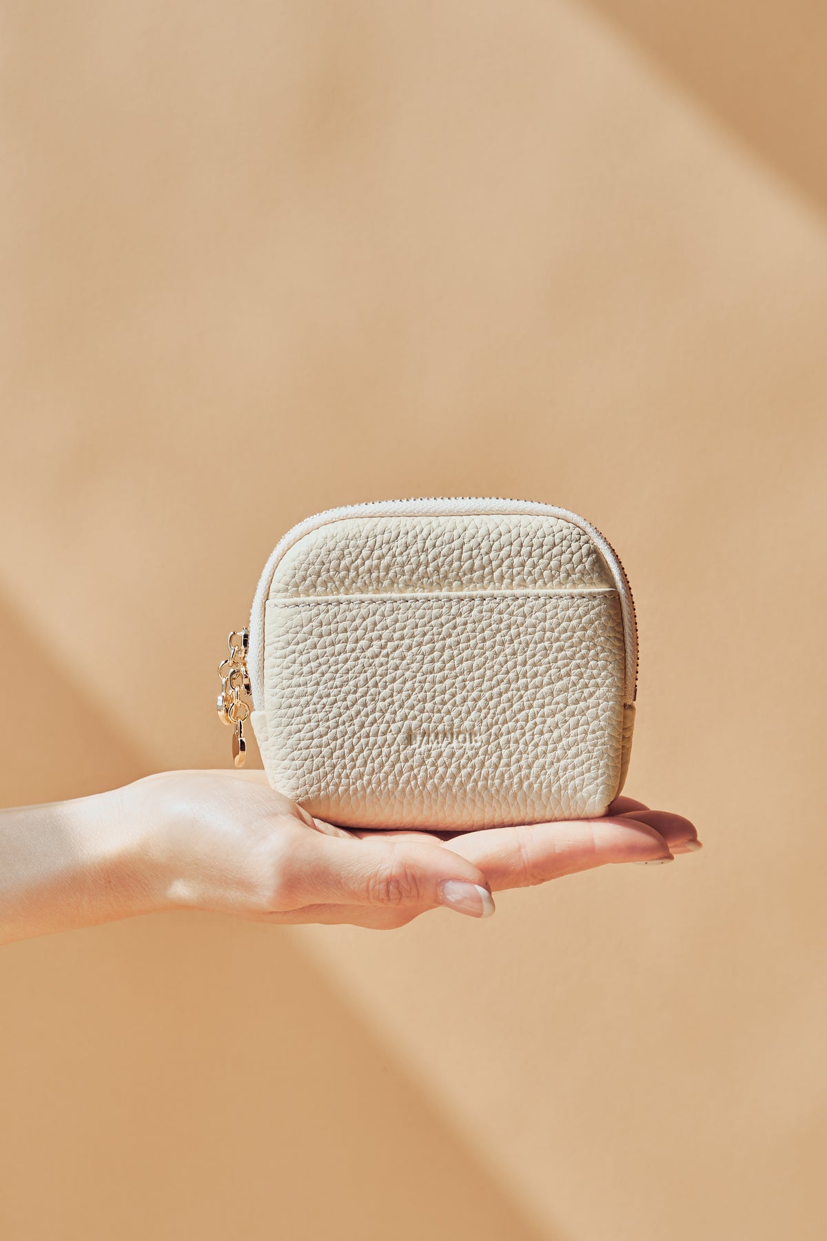 B/MAJOR White Leather Pouch✨