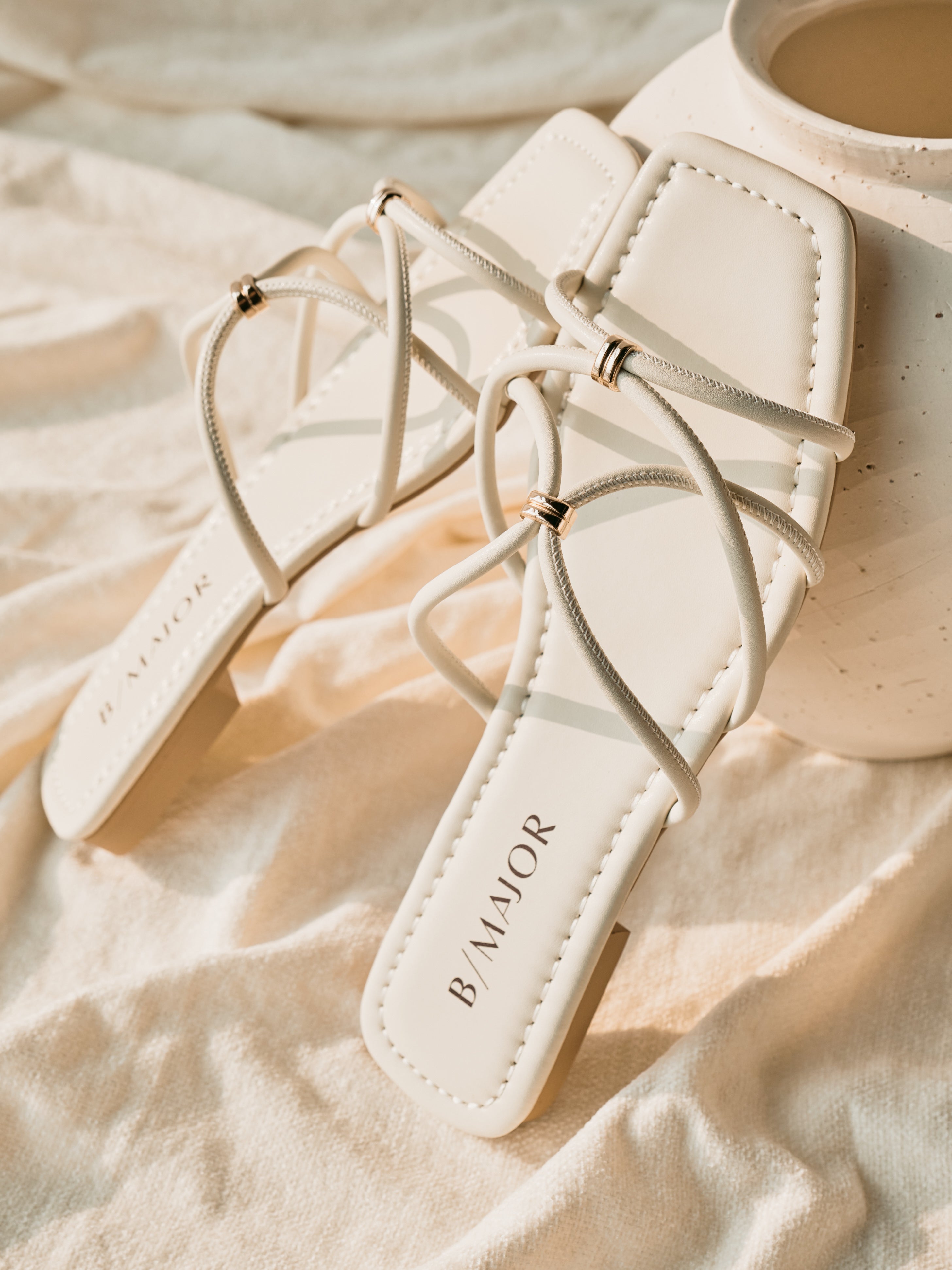 ISLA Sandals - White