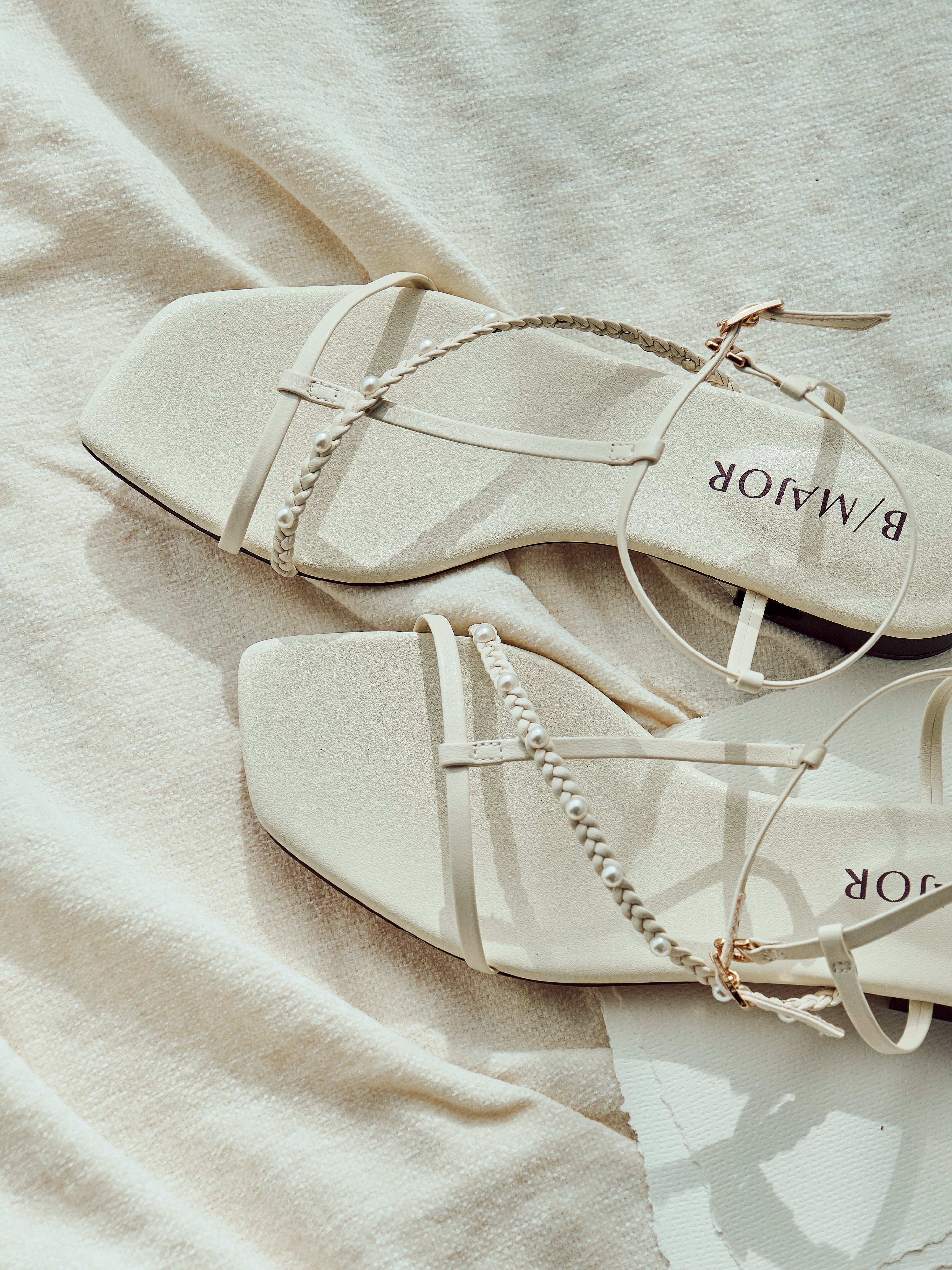 NERISSA Sandals - White
