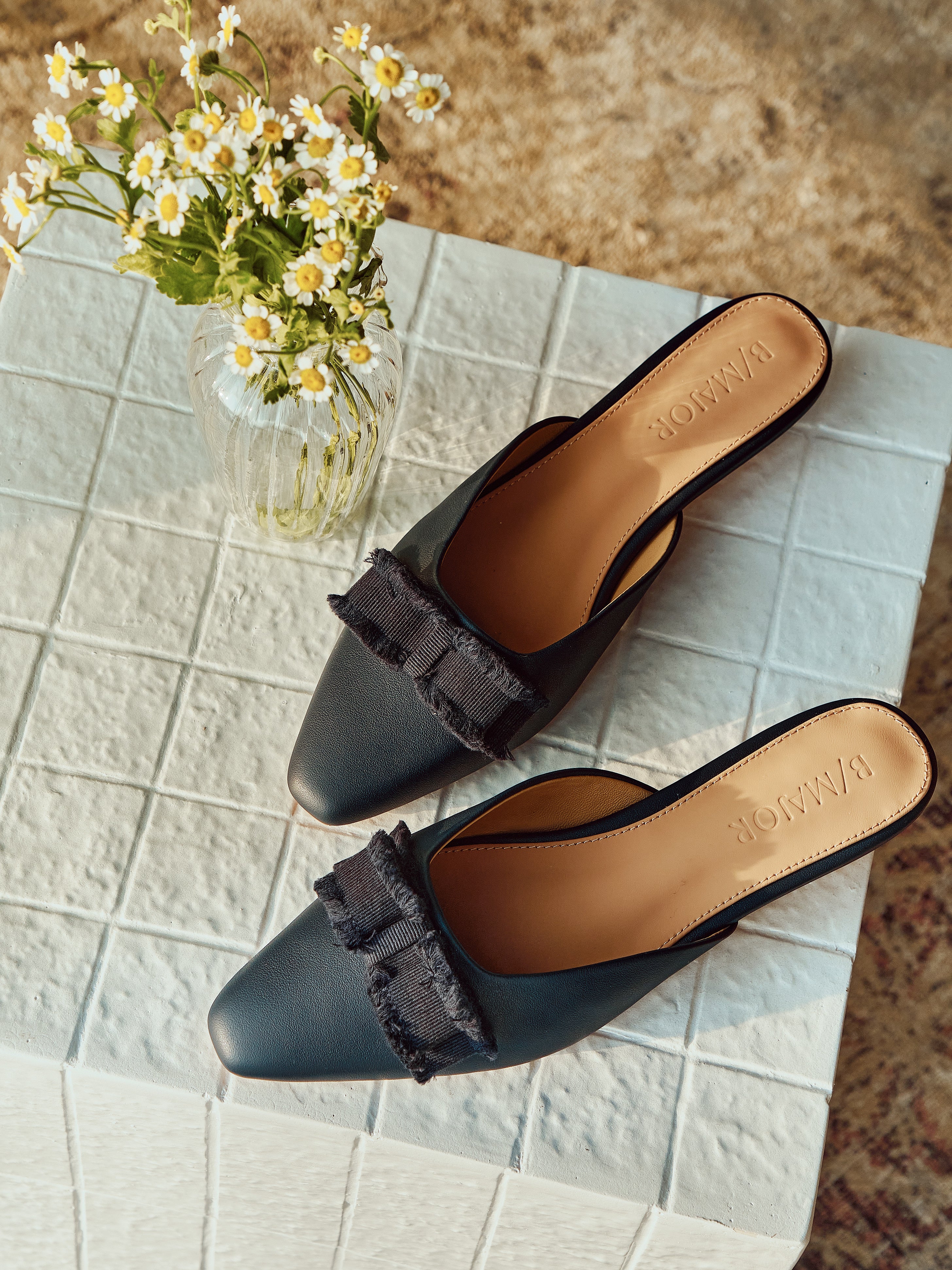 ASHLEY Mules - Navy (pre-order 2 weeks)