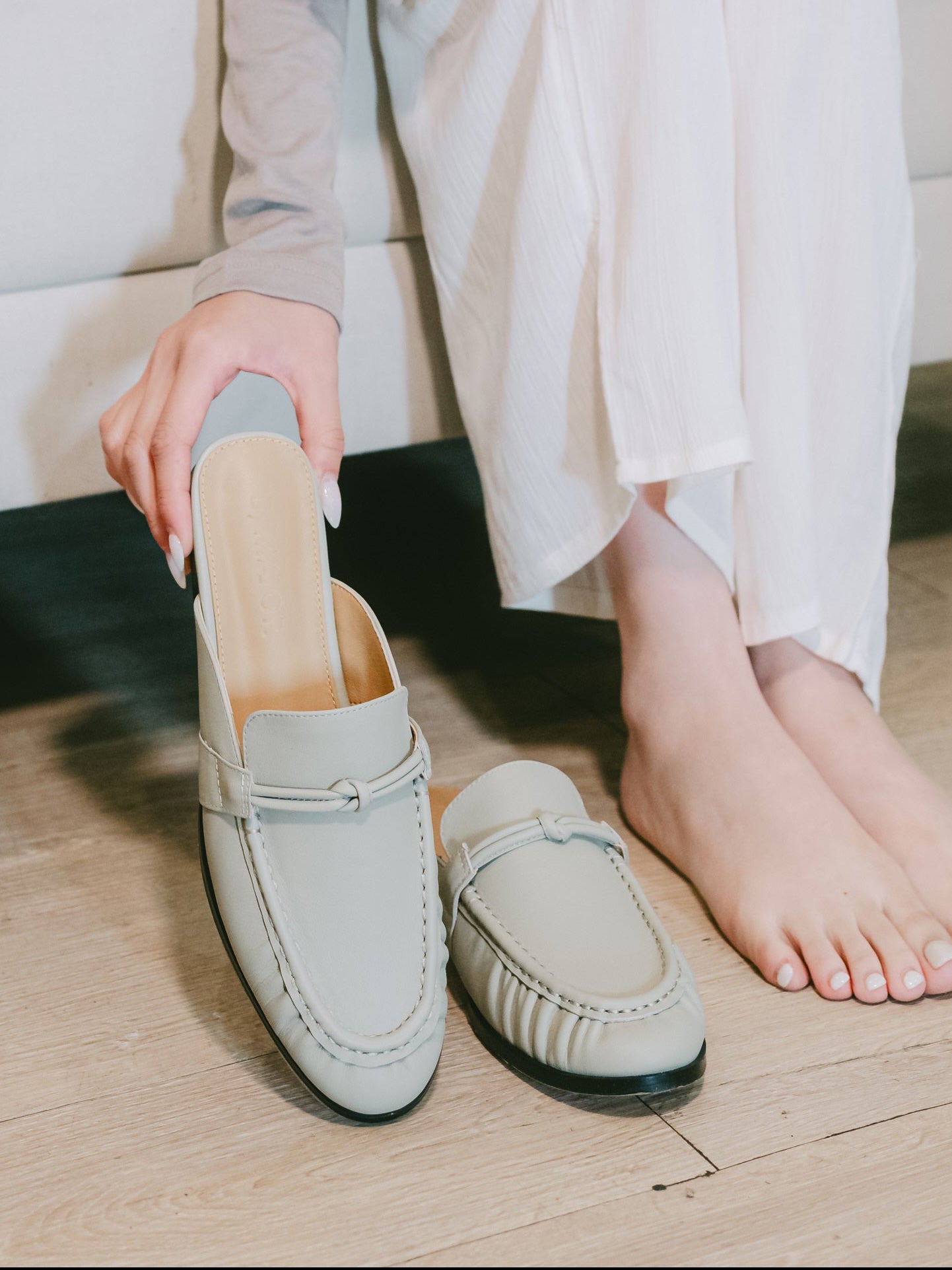 JADE Mules - Grey