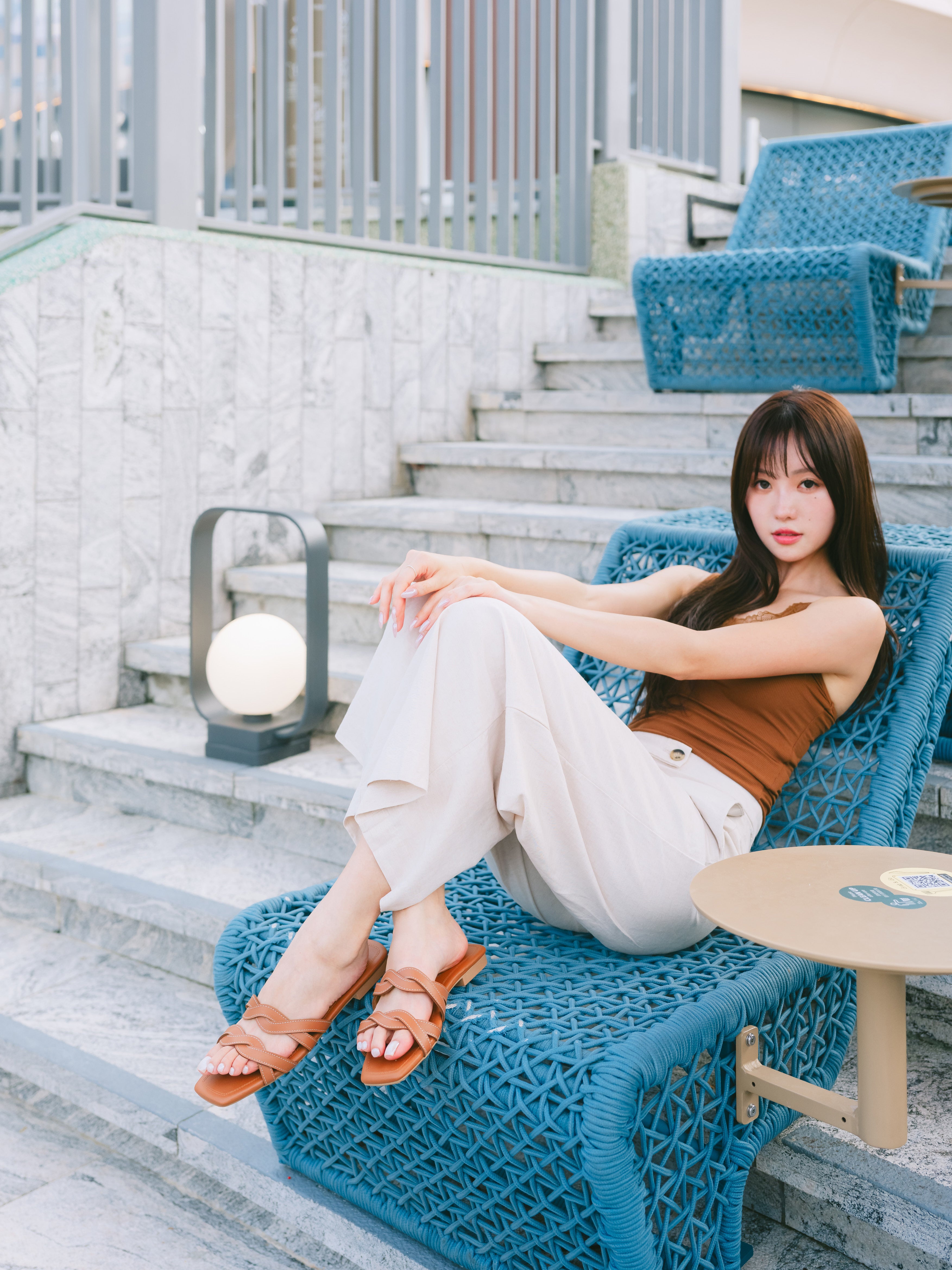 LUCIA Sandals - Brown