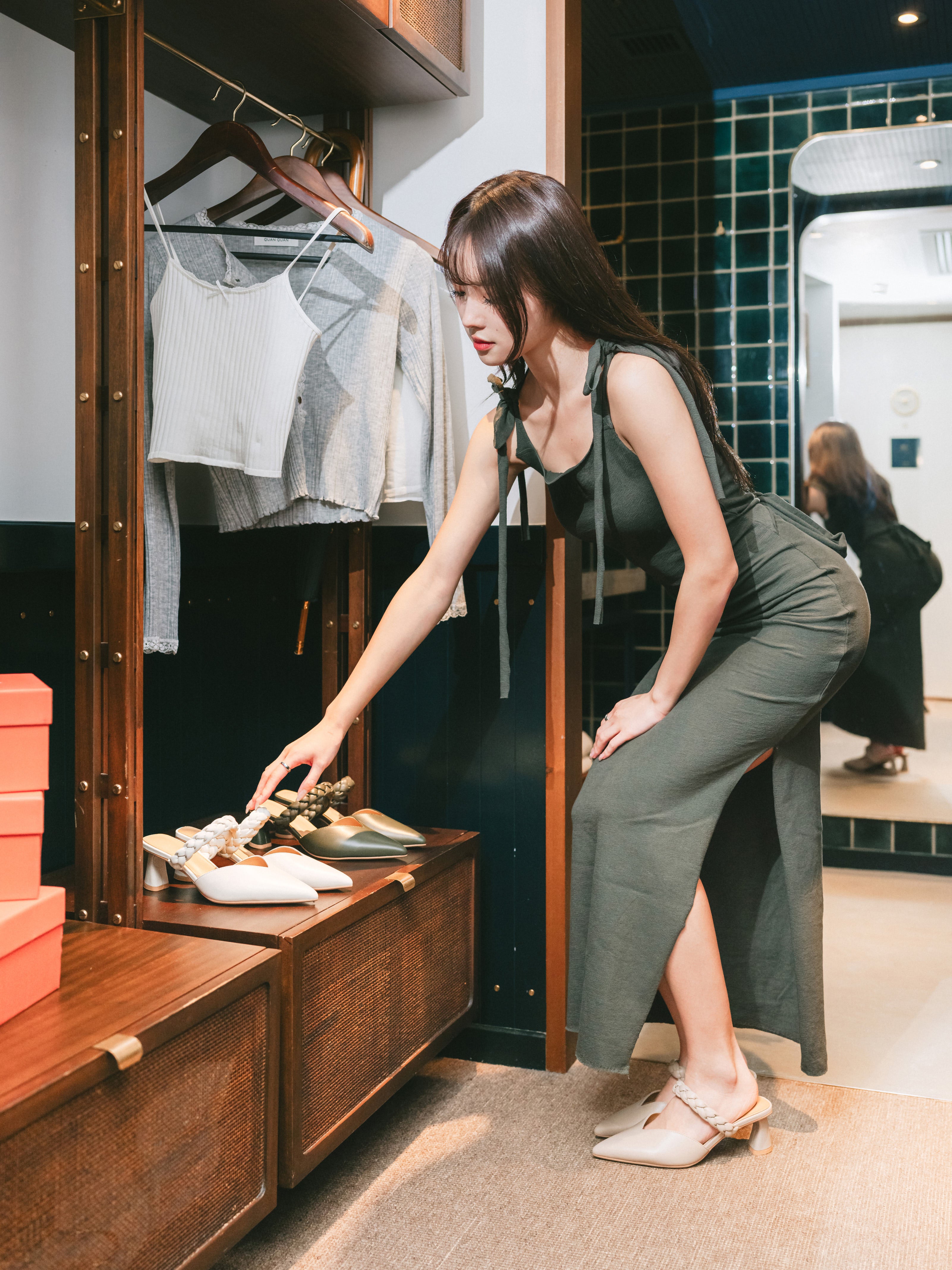 MAISIE Mules - Beige (pre-order 1 week)