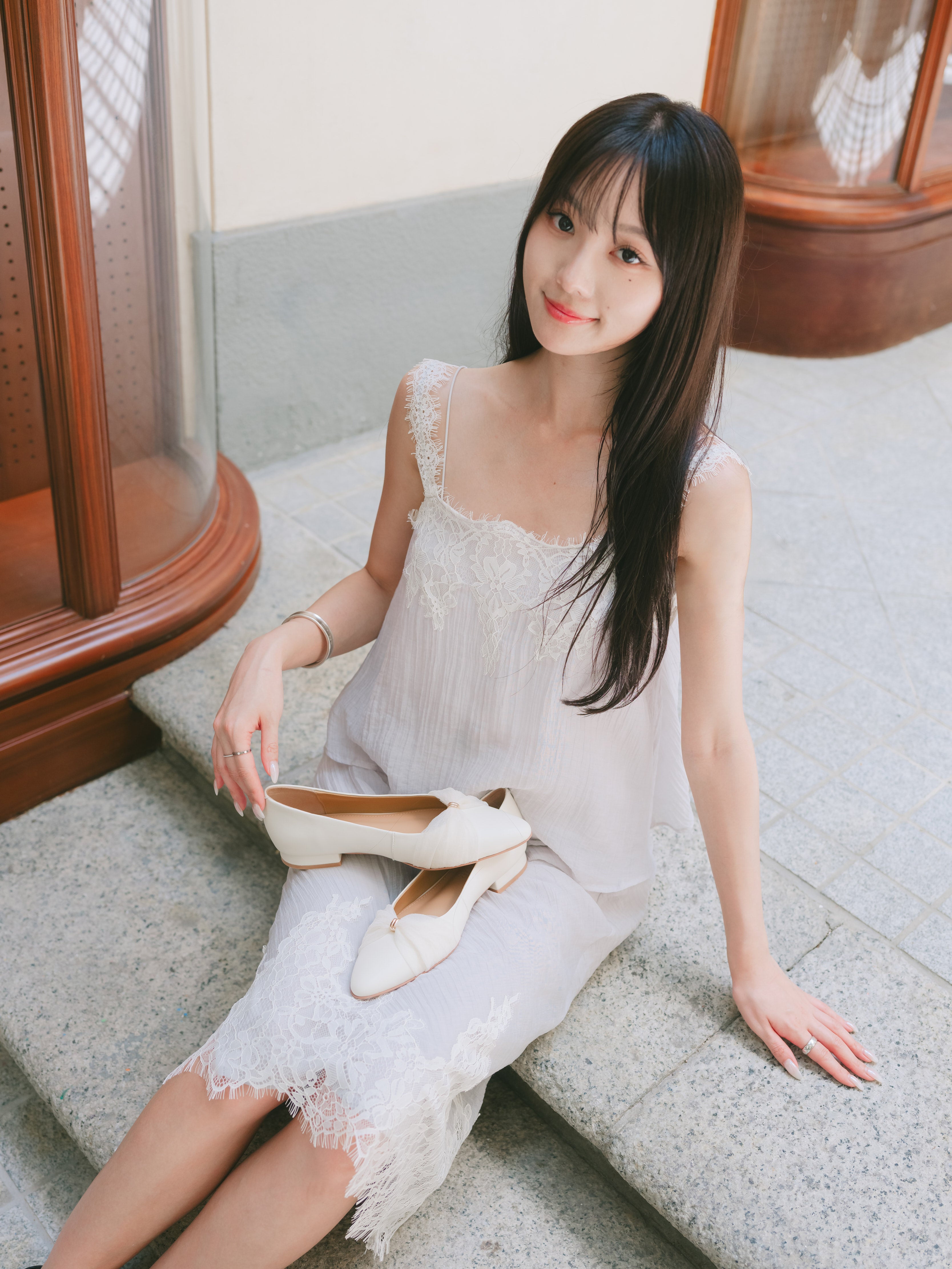 CANDICE Flats - White (pre-order 1-2 weeks)