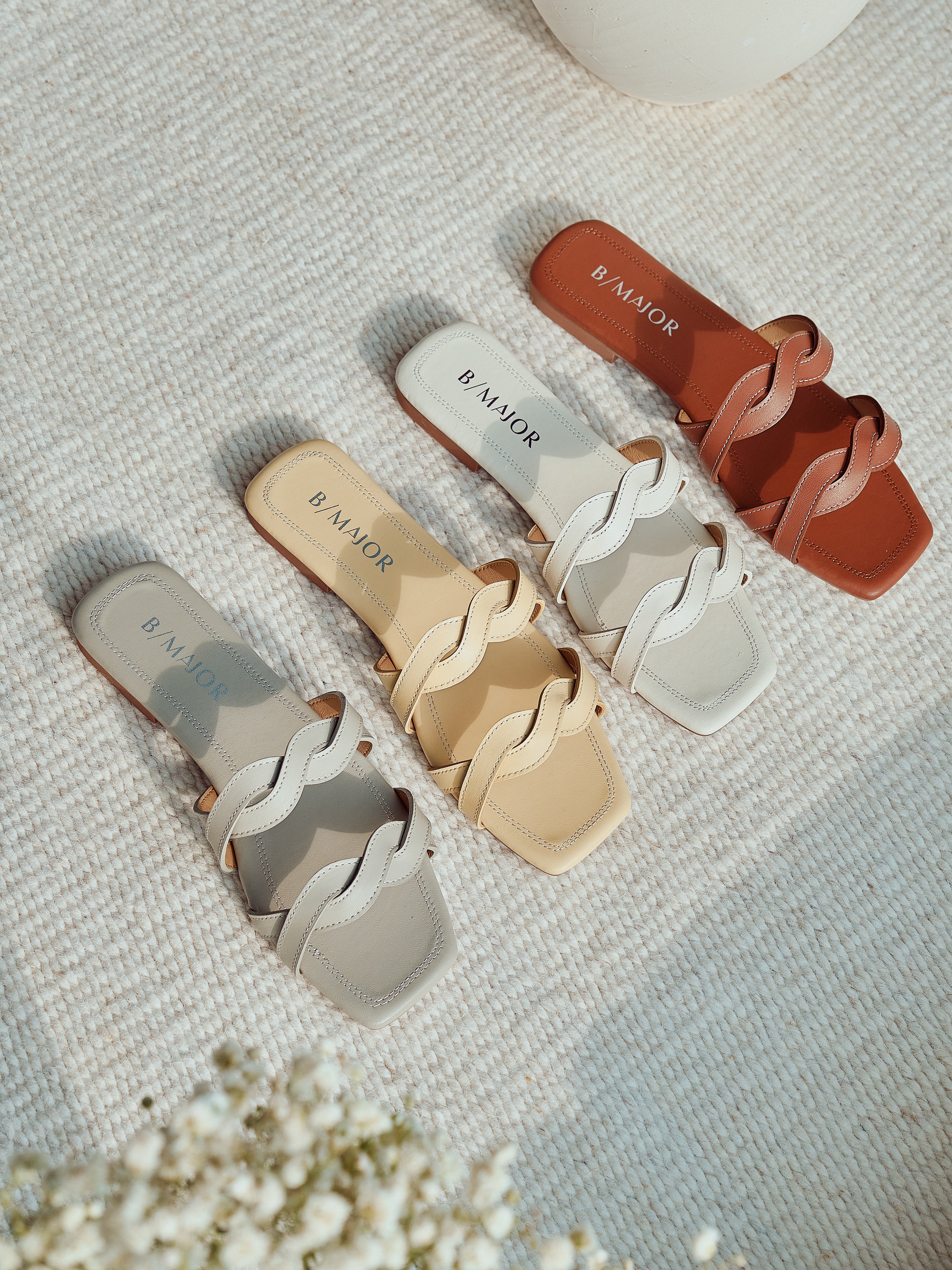 LUCIA Sandals - White