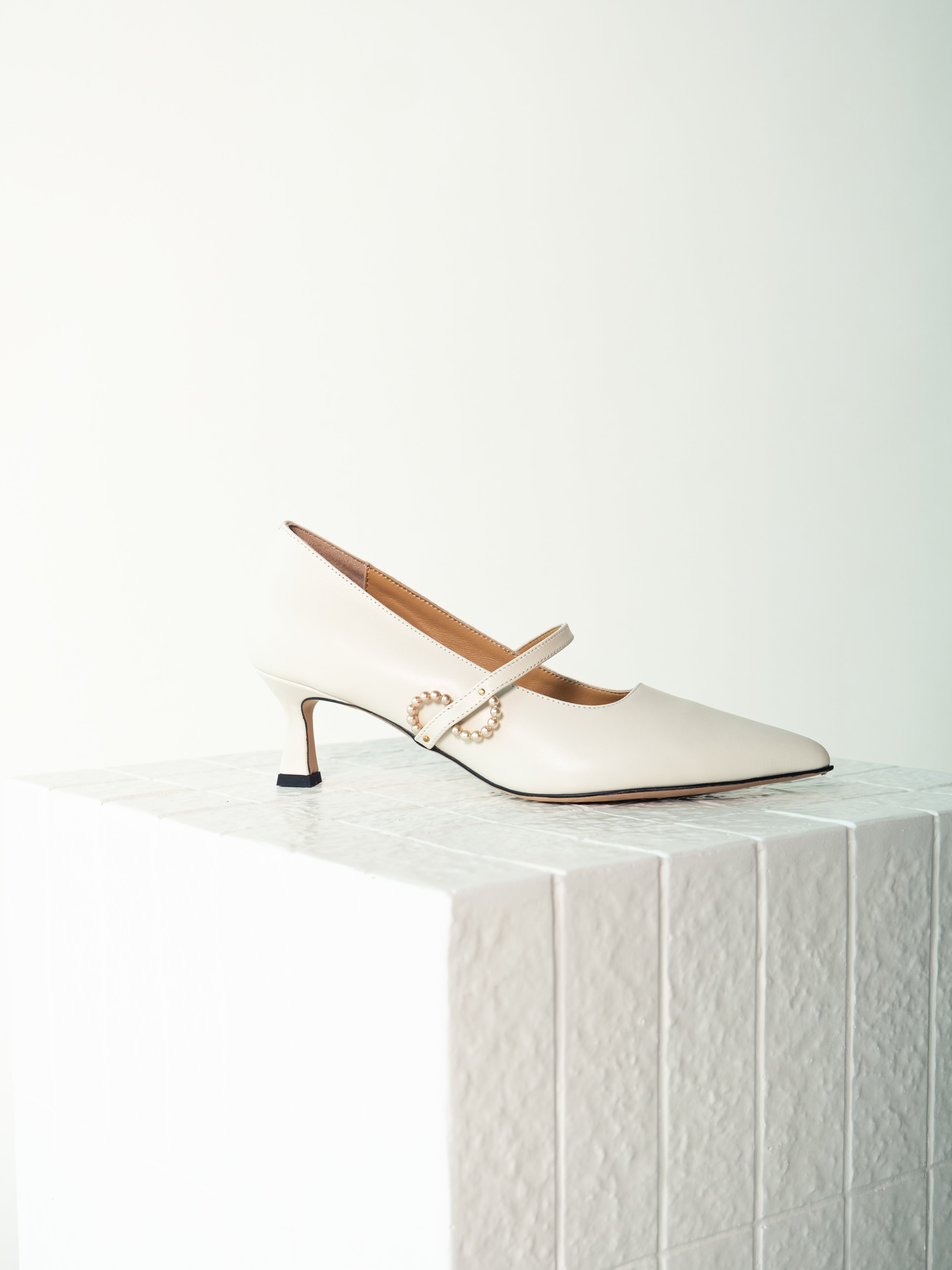 IVEY Heels - White