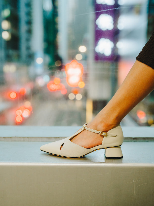 TIA Heels - White (pre-order 1-2 weeks)