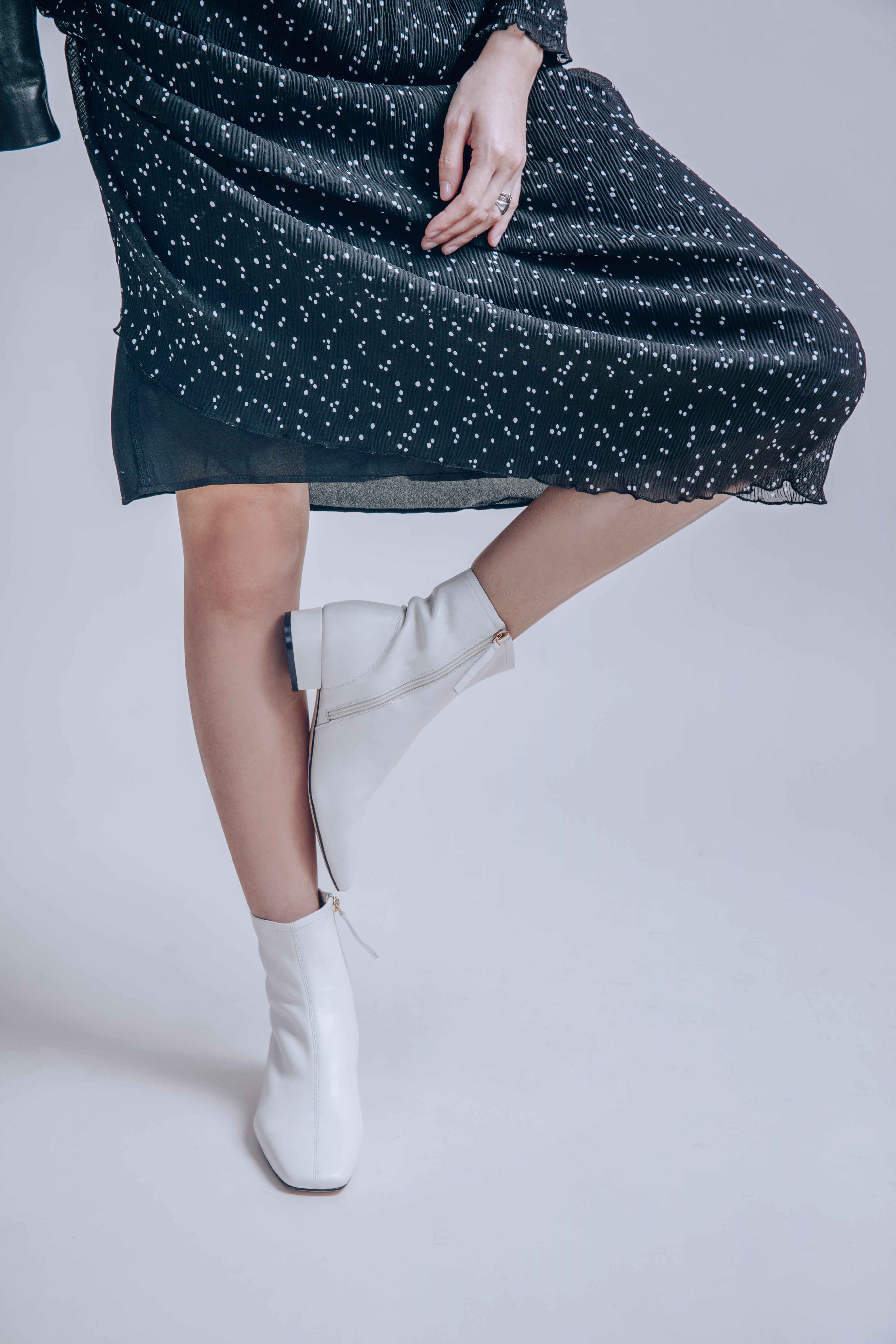 FINNI White